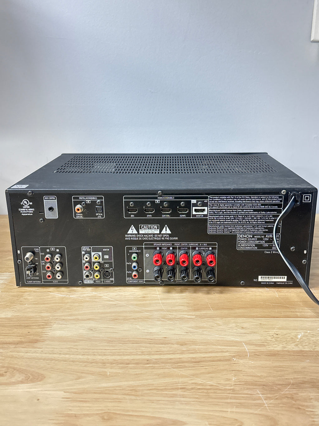Denon AVR-591 5.1 Channel A/V Receiver Black