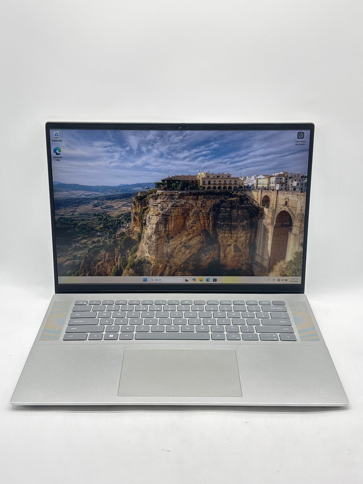 Dell Inspiron 16 5620 16" Intel Core i7-1255U 16GB RAM 512GB SSD MX570A Silver - Used