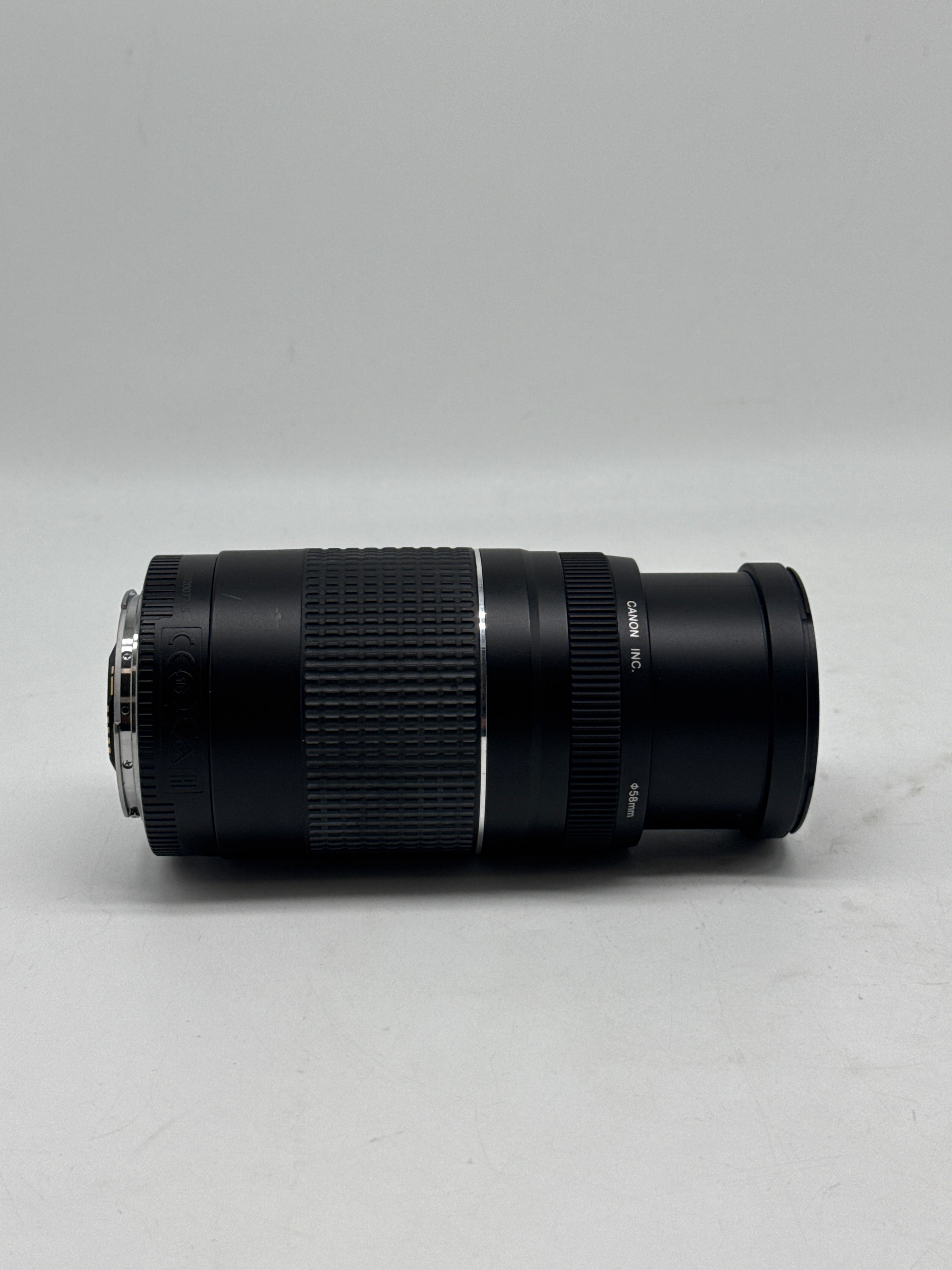 Canon Zoom EF 75-300mm 1:4-5.6 III Telephoto EF EF-S Black - TESTED & WORKS