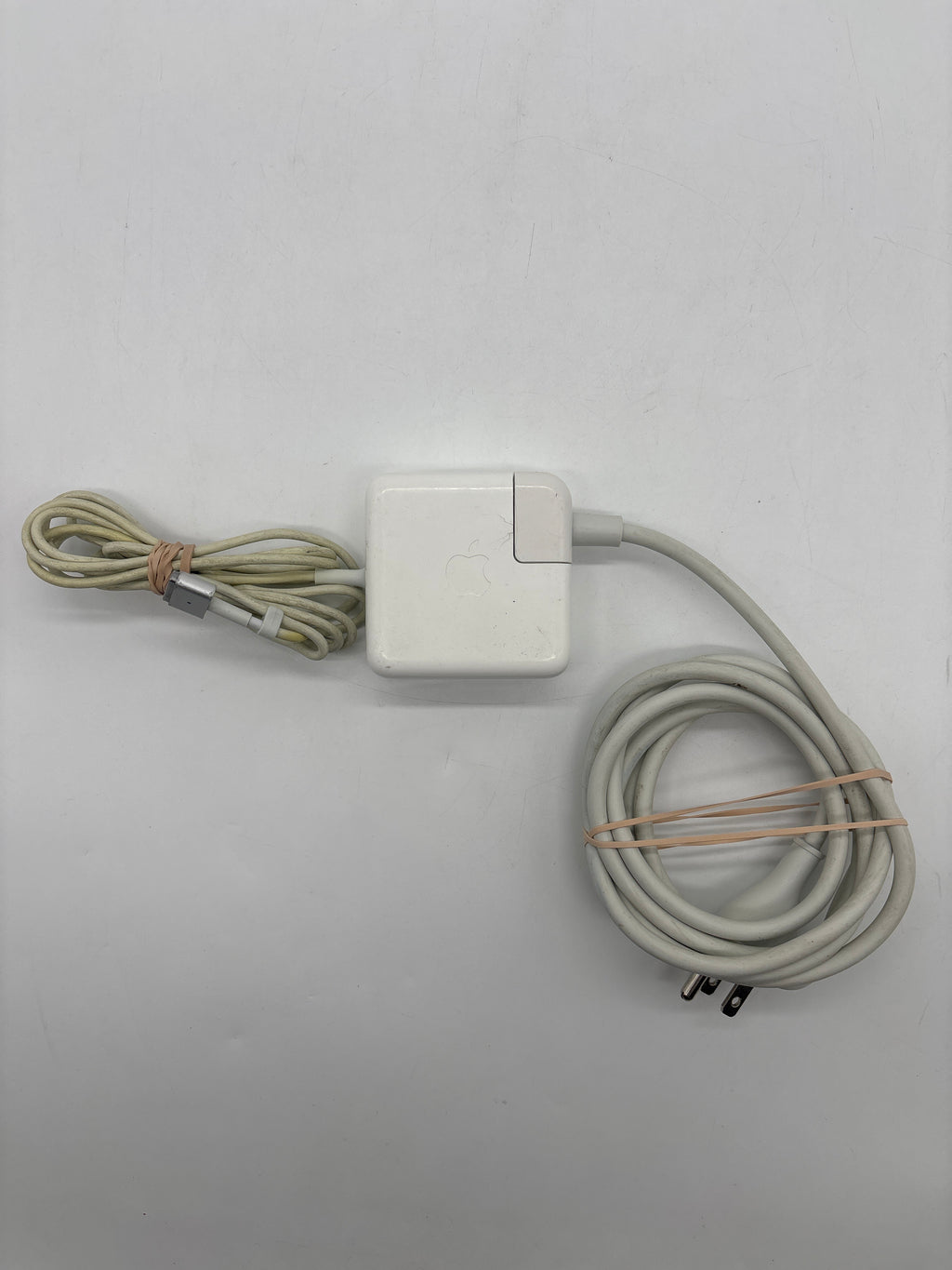 Apple MacBook Air 13" A1466 i7 8GB RAM 128GB SSD - For Parts (Read DESC)