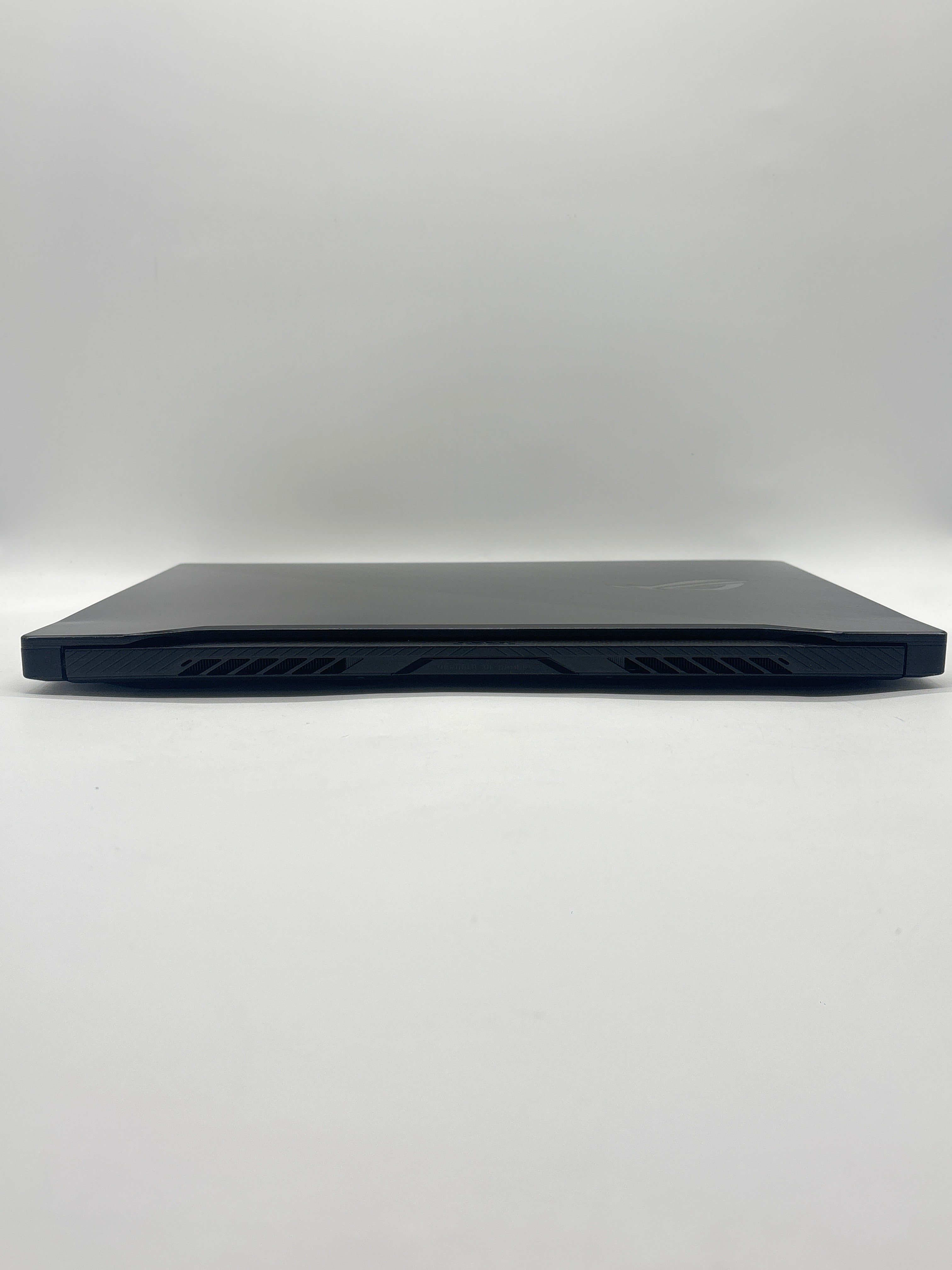 ASUS ROG Zephyrus G15 GA502I Ryzen 7 4800HS 16GB RAM 1TB SSD GTX 1660 Ti