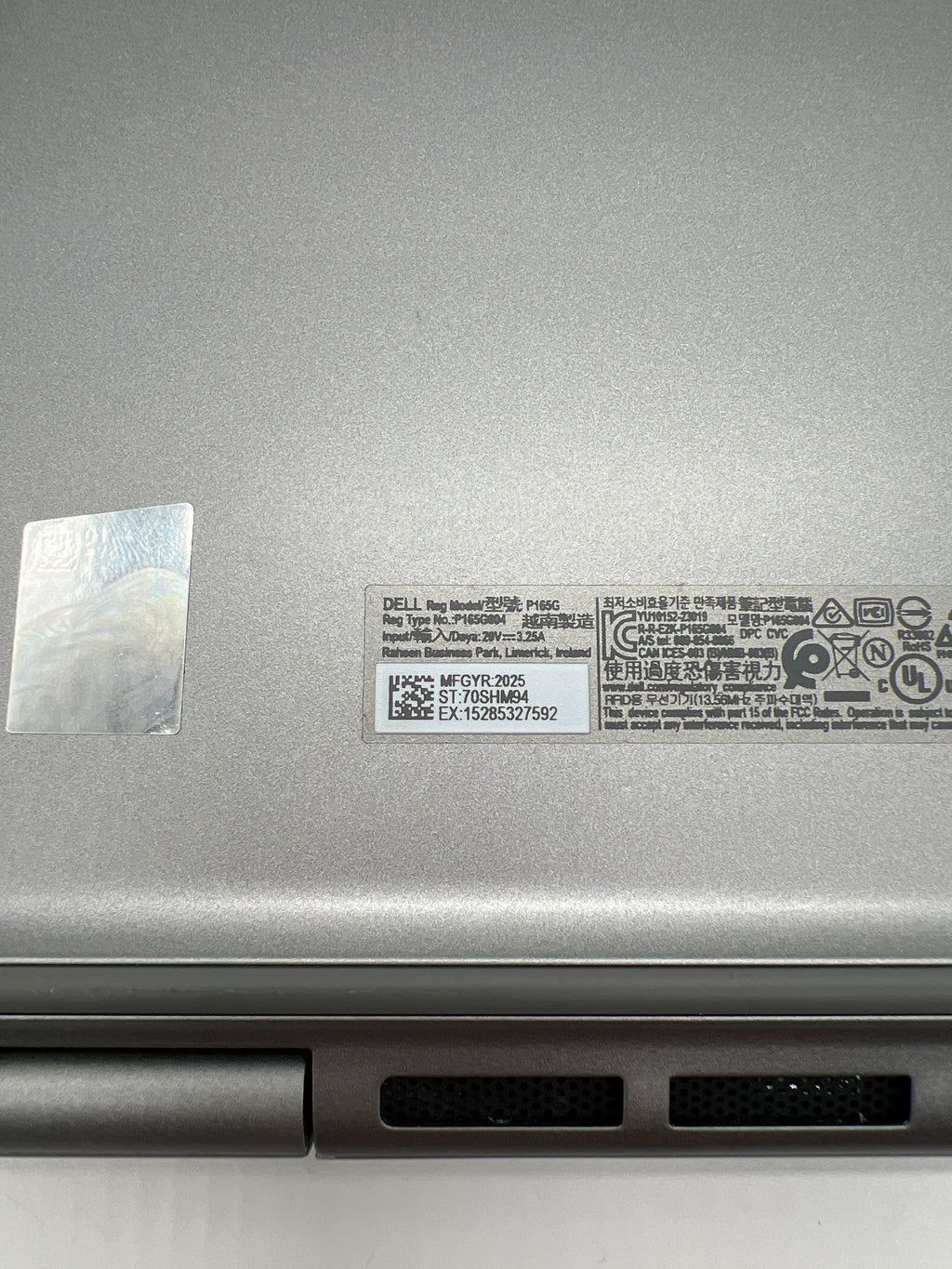Dell Latitude 5450 Ultra 5 16GB RAM 512GB SSD - For Parts (Read Desc)