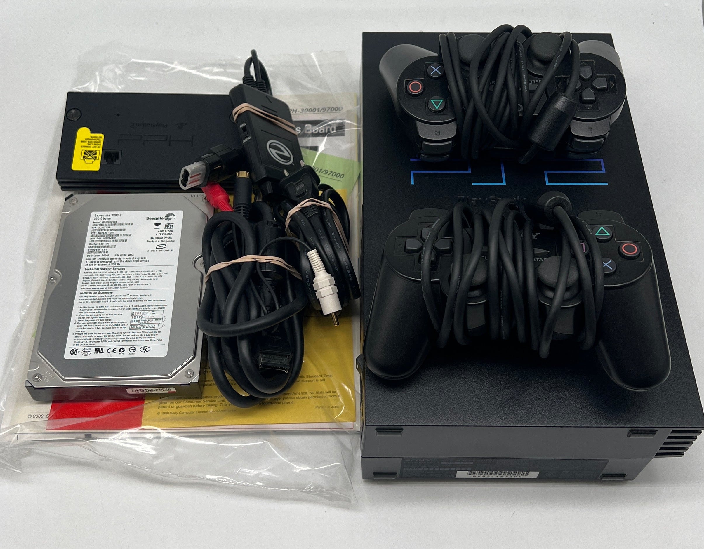 Sony PlayStation 2 Fat (SCPH-30001) w/ Accessories - Used with Box