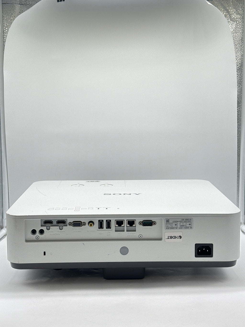 Sony VPL-PHZ61 WUXGA 3LCD Laser Projector 6000 Lumens HDMI - Used