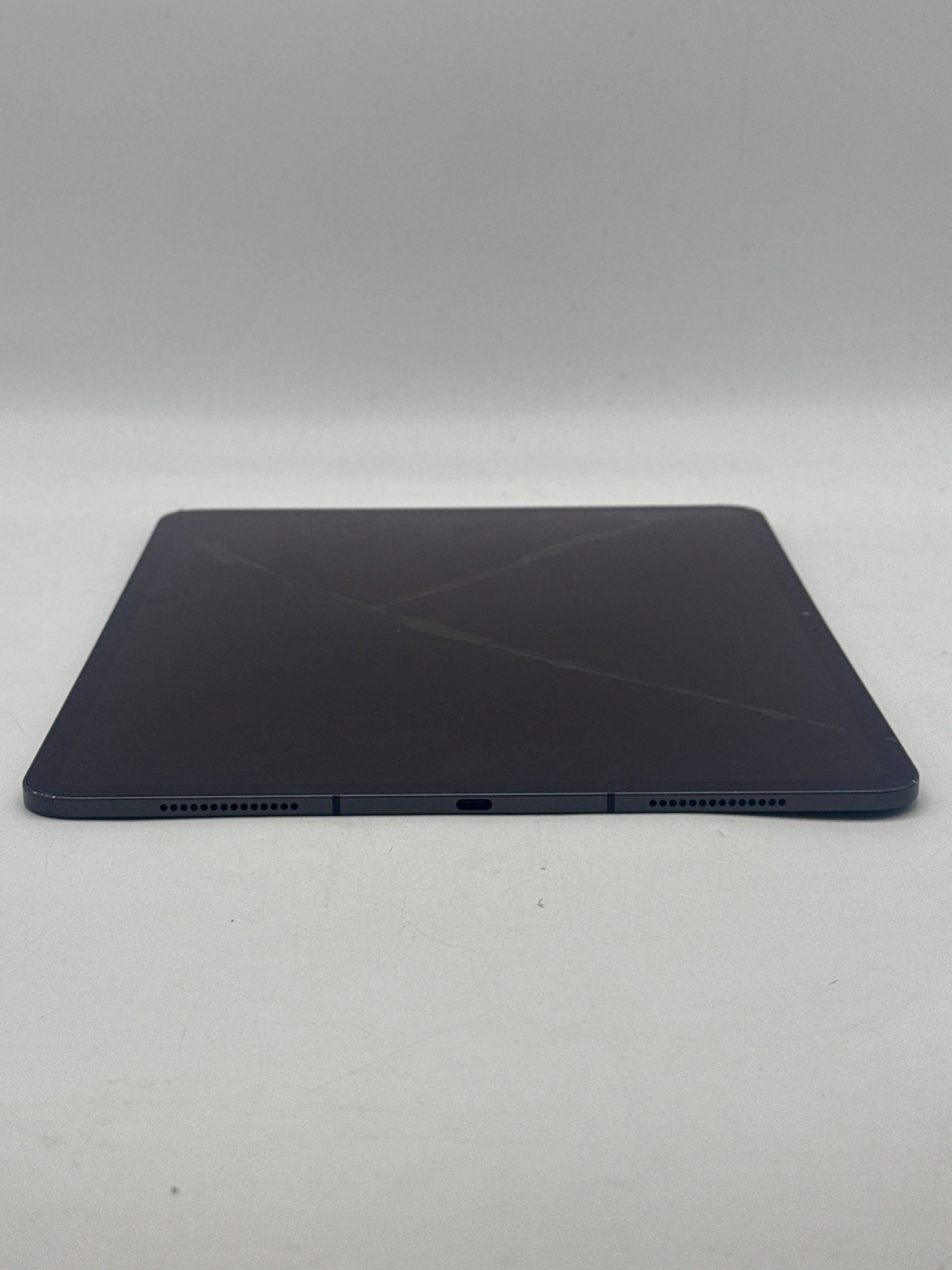 Apple iPad Pro 13-inch M5 A3360 256GB Wi-Fi + Cellular - Cracked Screen