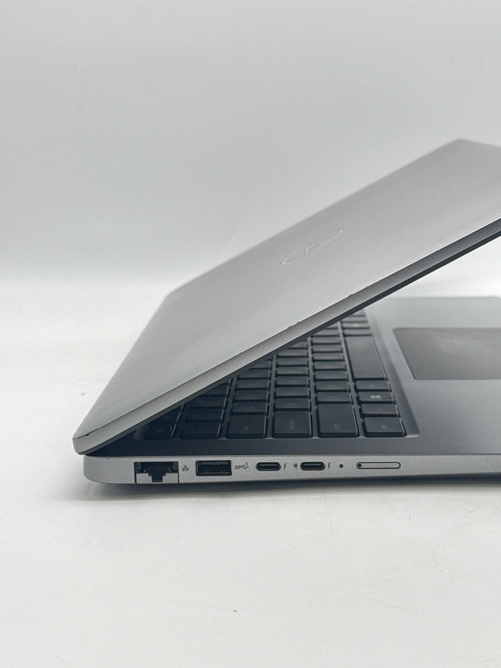 Dell Latitude 5450 Ultra 5 135U 16GB RAM 256GB SSD - Used