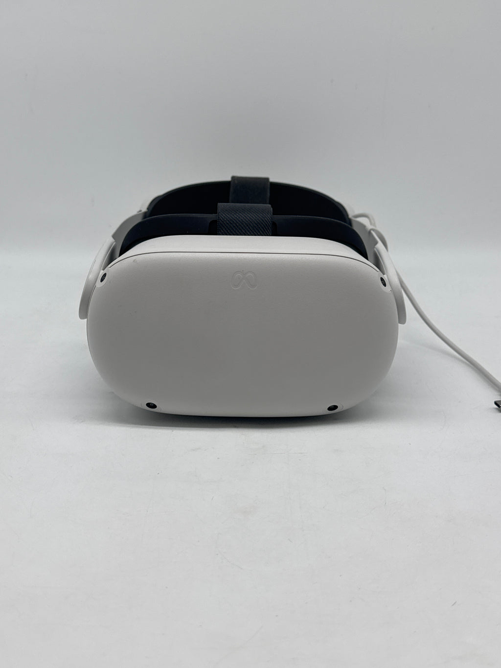 Meta Quest 2 Standalone VR Headset 128GB White - Used