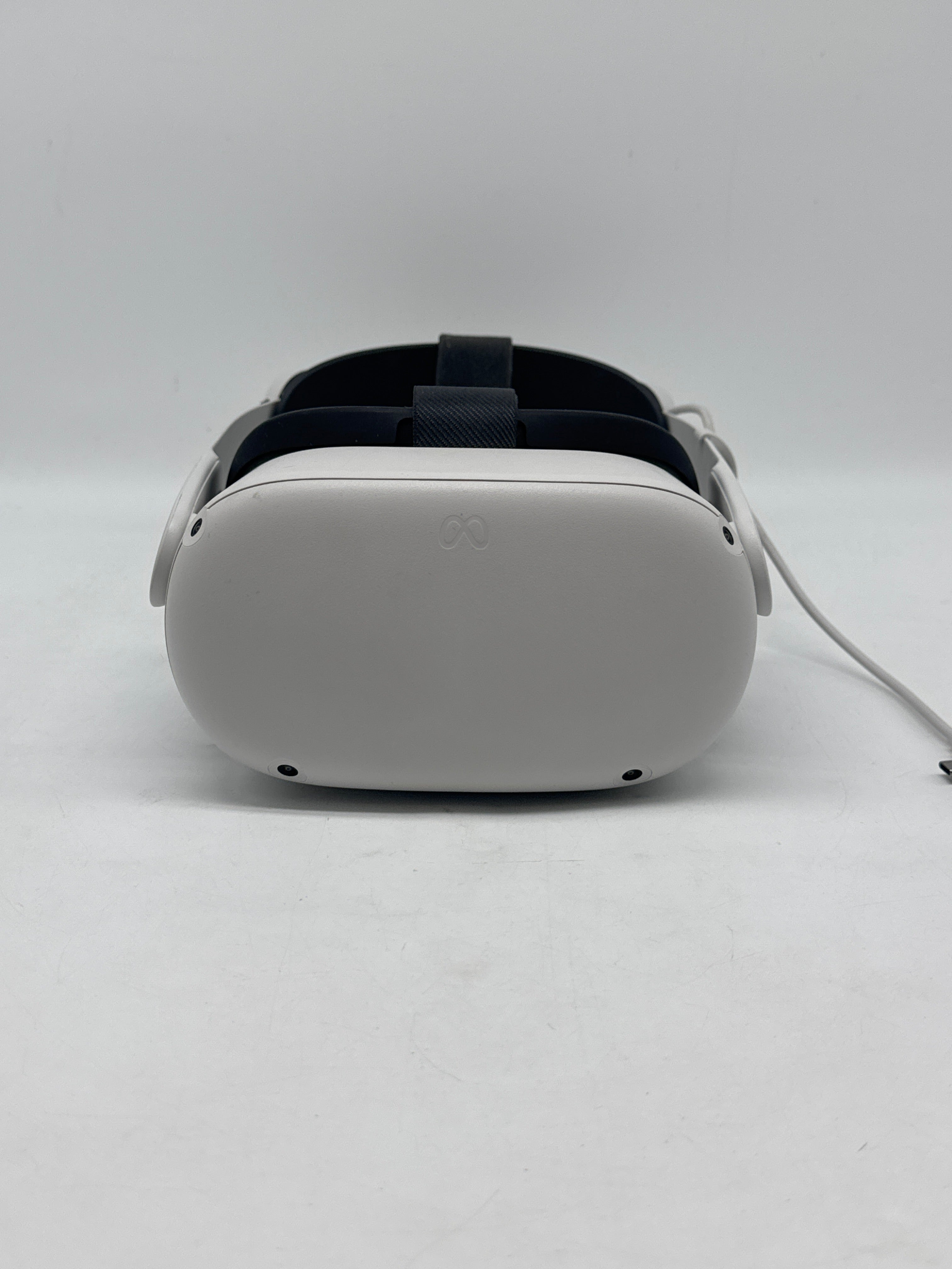 Meta Quest 2 Standalone VR Headset 128GB White - Used