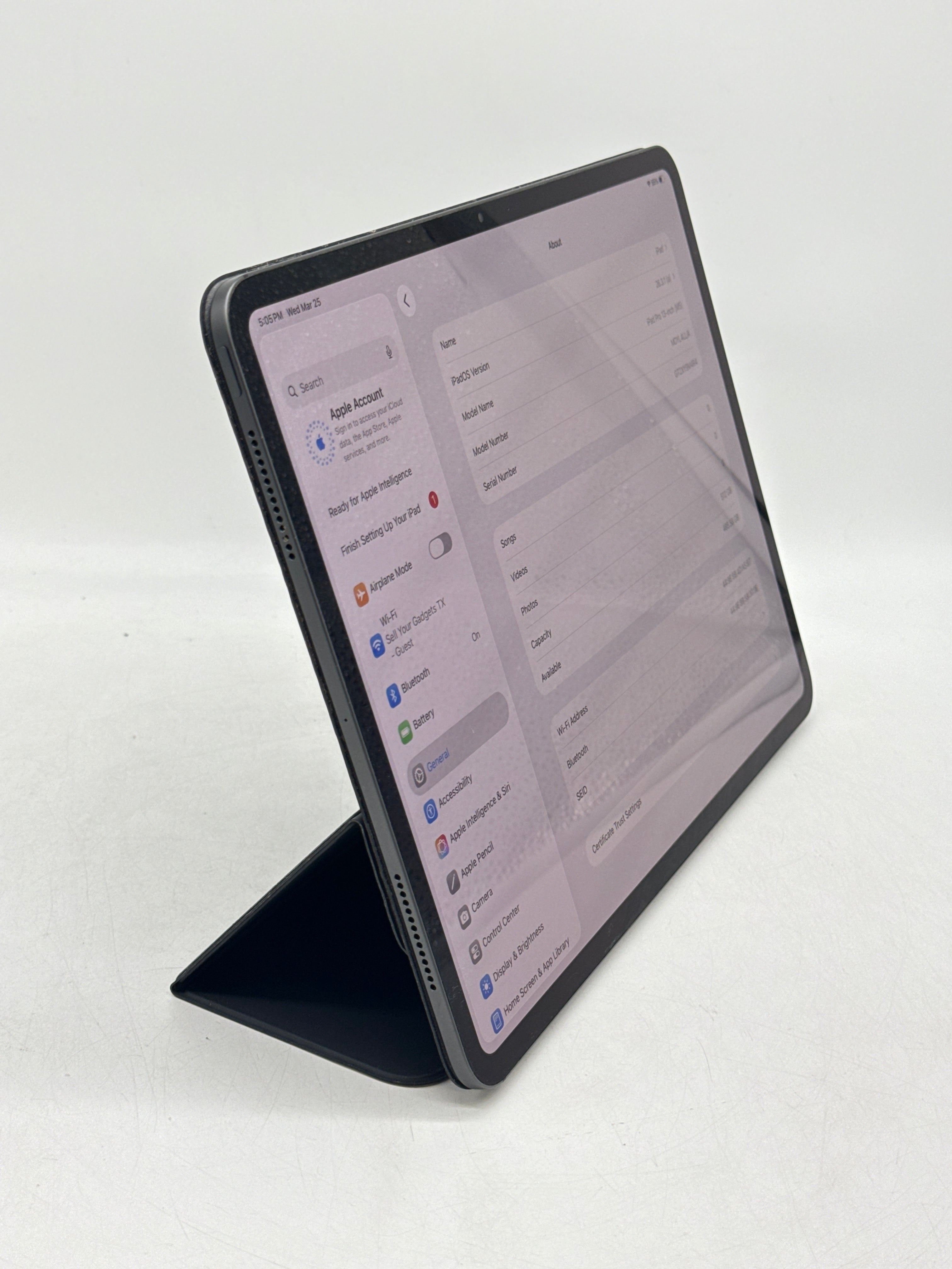 Apple iPad Pro 13-inch (M5) A3361 512GB MDYL4LL/A WIFI - Used