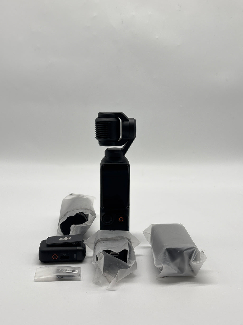 DJI Osmo Pocket 3 Creator Combo 4K 120fps Gimbal Camera Black - Used