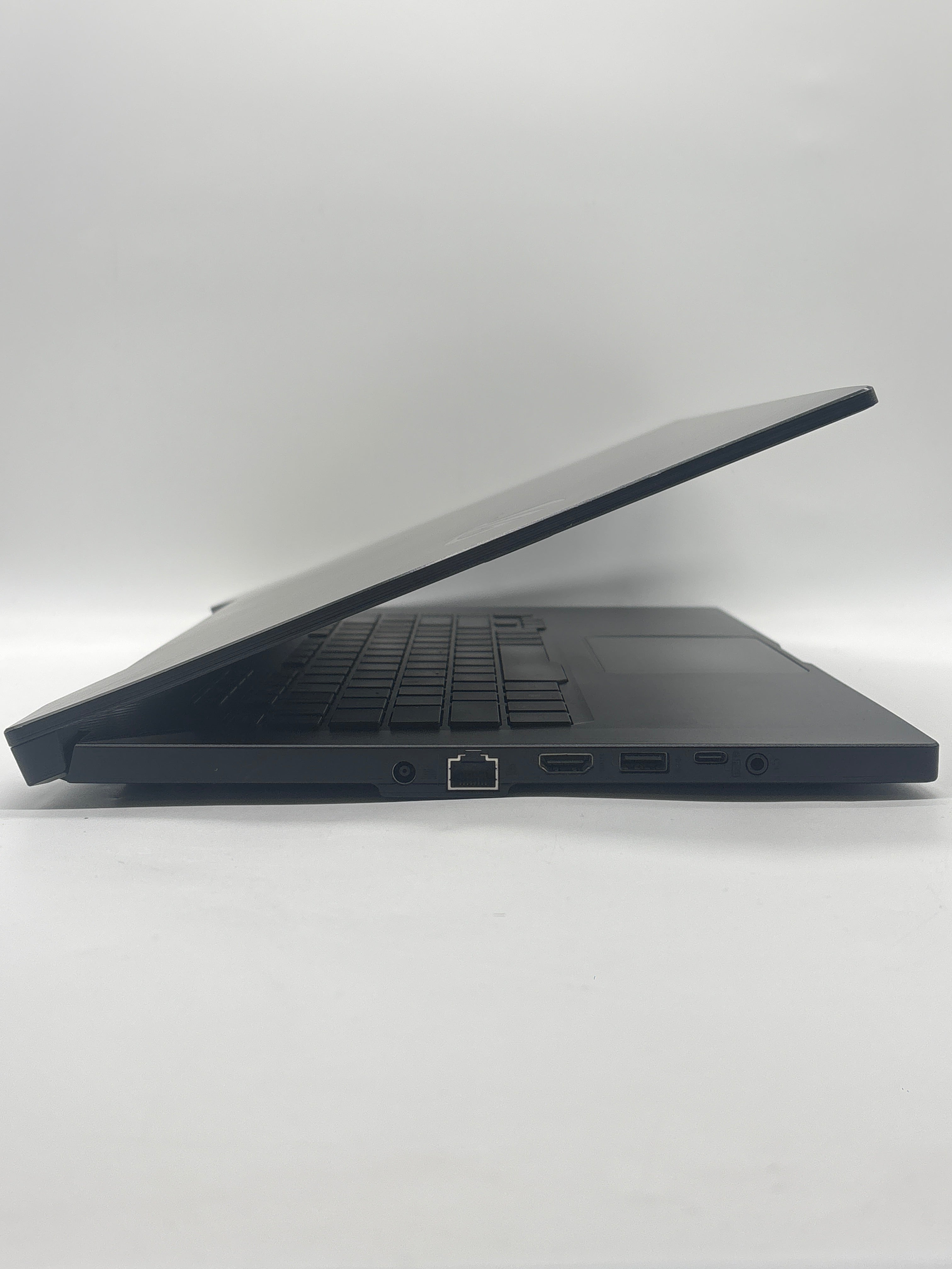 ASUS ROG Zephyrus G15 GA502I Ryzen 7 4800HS 16GB RAM 1TB SSD GTX 1660 Ti