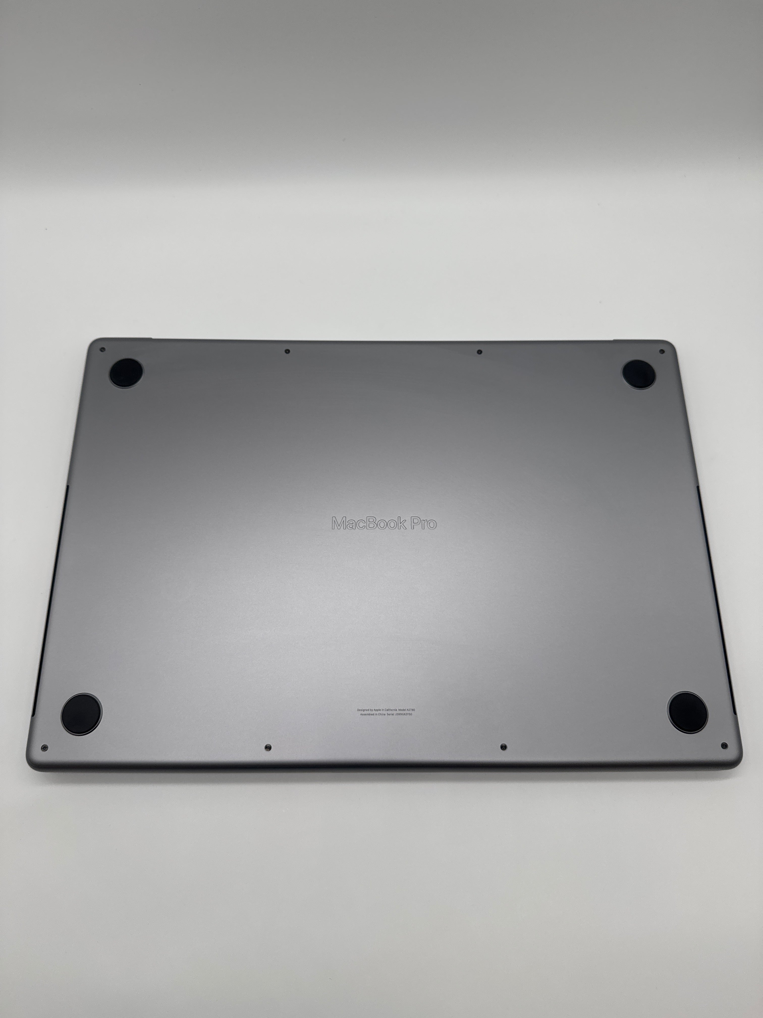 Apple MacBook Pro 16" M2 Pro A2780  Battery 100% 16GB RAM 1TB SSD Space Gray W/ Charger