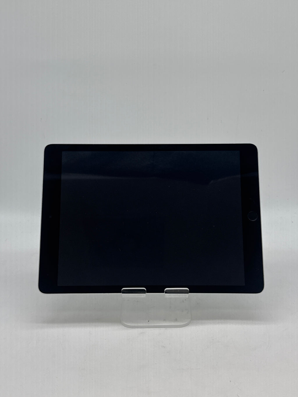 Apple iPad 9th Gen 64GB Wi-Fi 10.2" Silver A2602