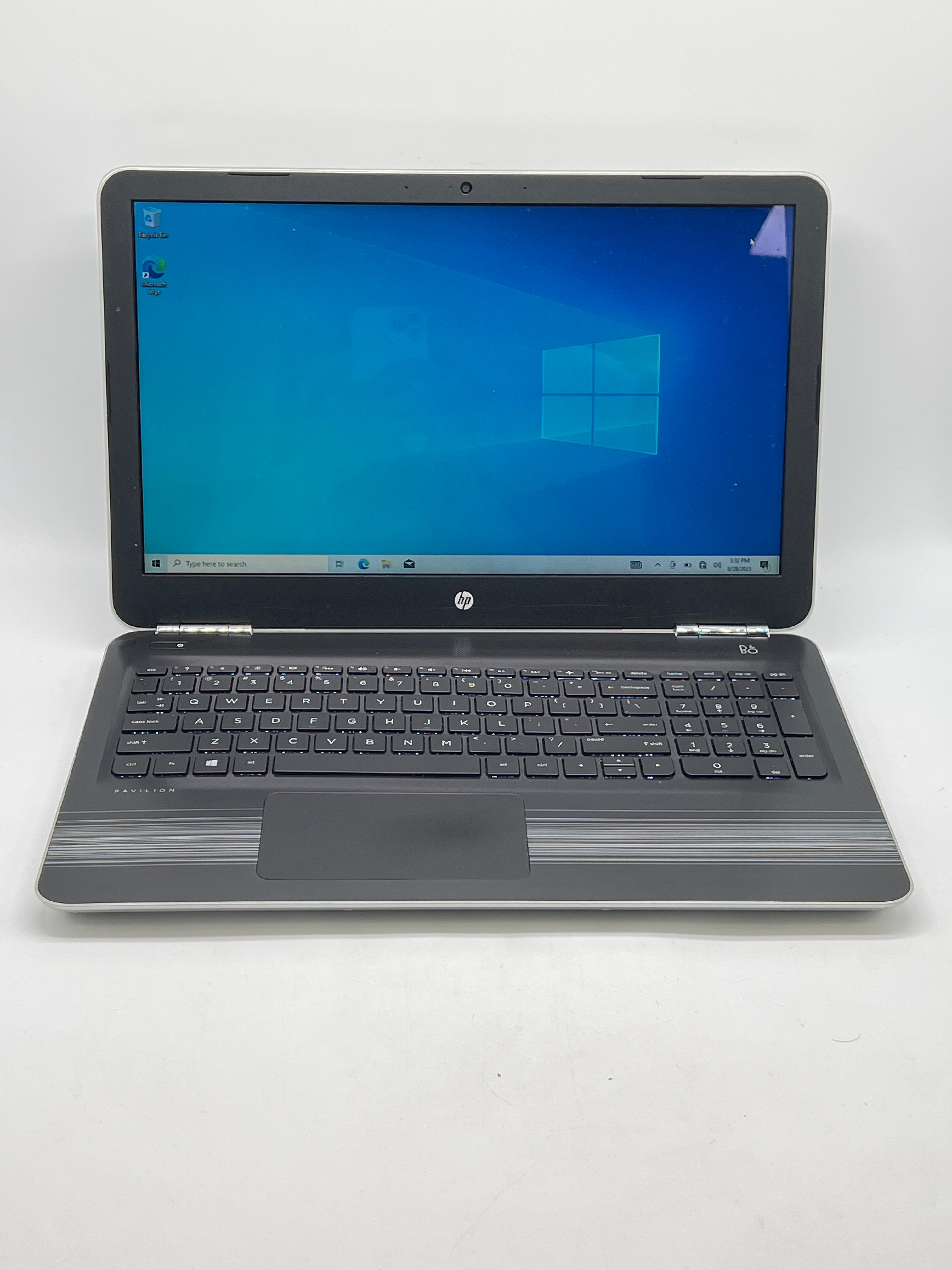 HP Pavilion 15-aw053nr AMD A12-9700P 8GB RAM 1TB HDD - For Parts (Read)