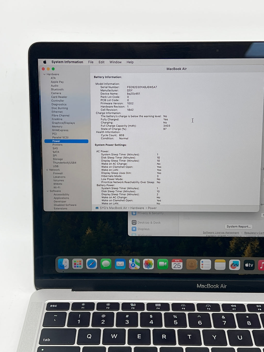 Apple MacBook Air 13" A1932 i5 8GB RAM 128GB SSD - For Parts Cracked Screen