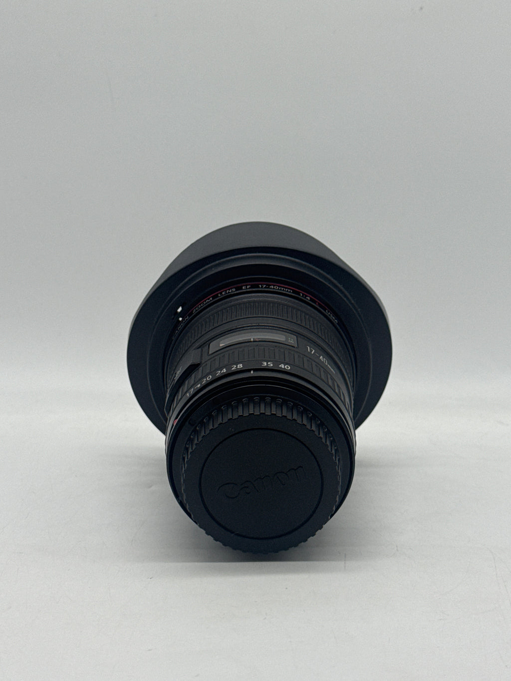 Canon EF 17-40mm f/4 17-40mm f/4 L USM Auto & Manual Lens