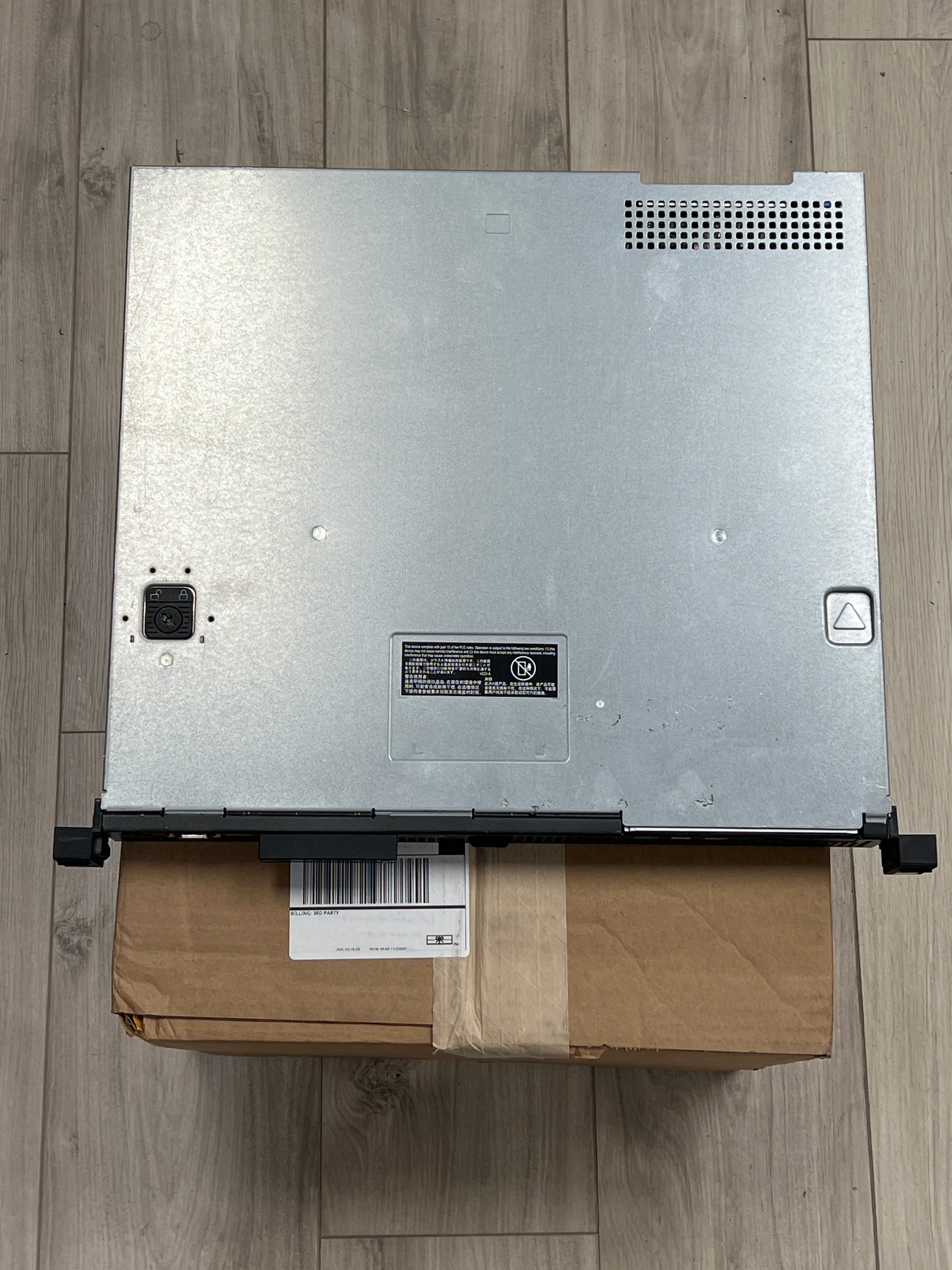 DELL PowerEdge R210 II Xeon E3-1240 v2 @ 3.4GHz 32GB RAM NO HDD