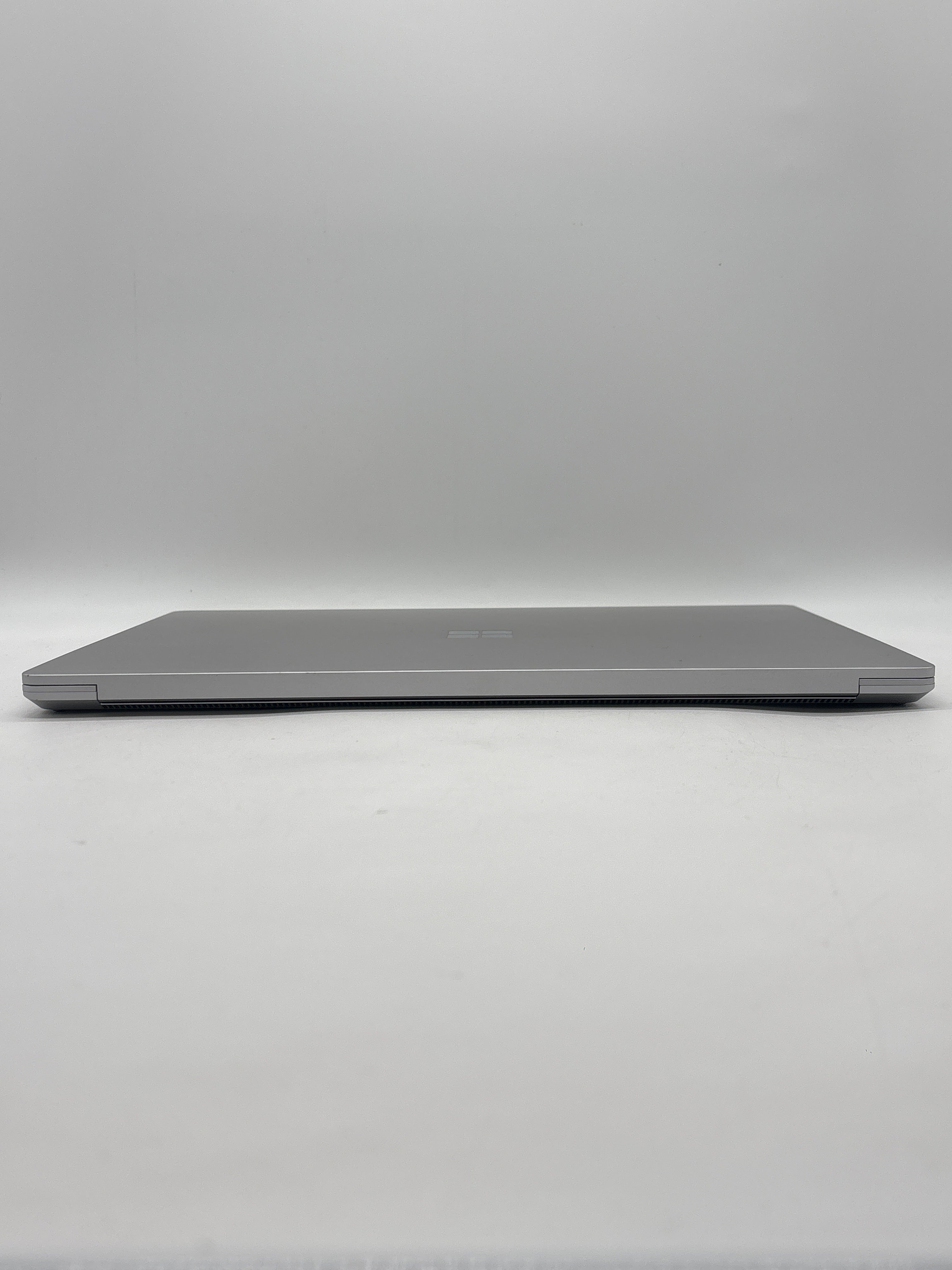 Microsoft Surface Laptop 4 i7-1185G7 8GB RAM 512GB SSD