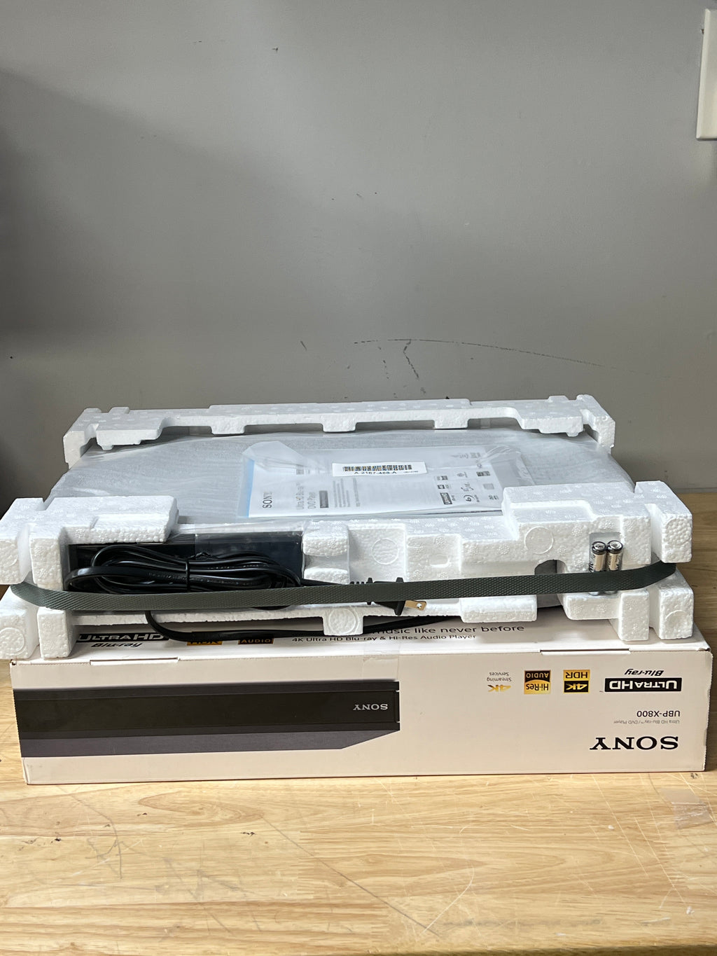 Sony UBP-X800 Blu-ray DVD Player - New In Box