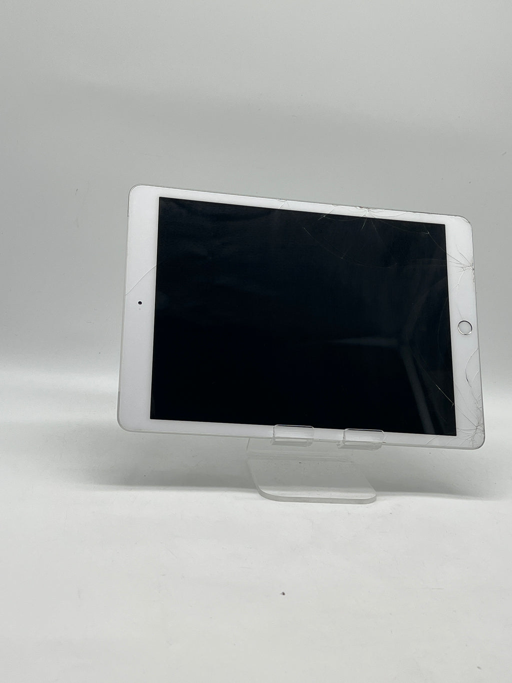 Apple iPad 8th Gen A2429 32GB Wi-Fi + Cellular White - READ