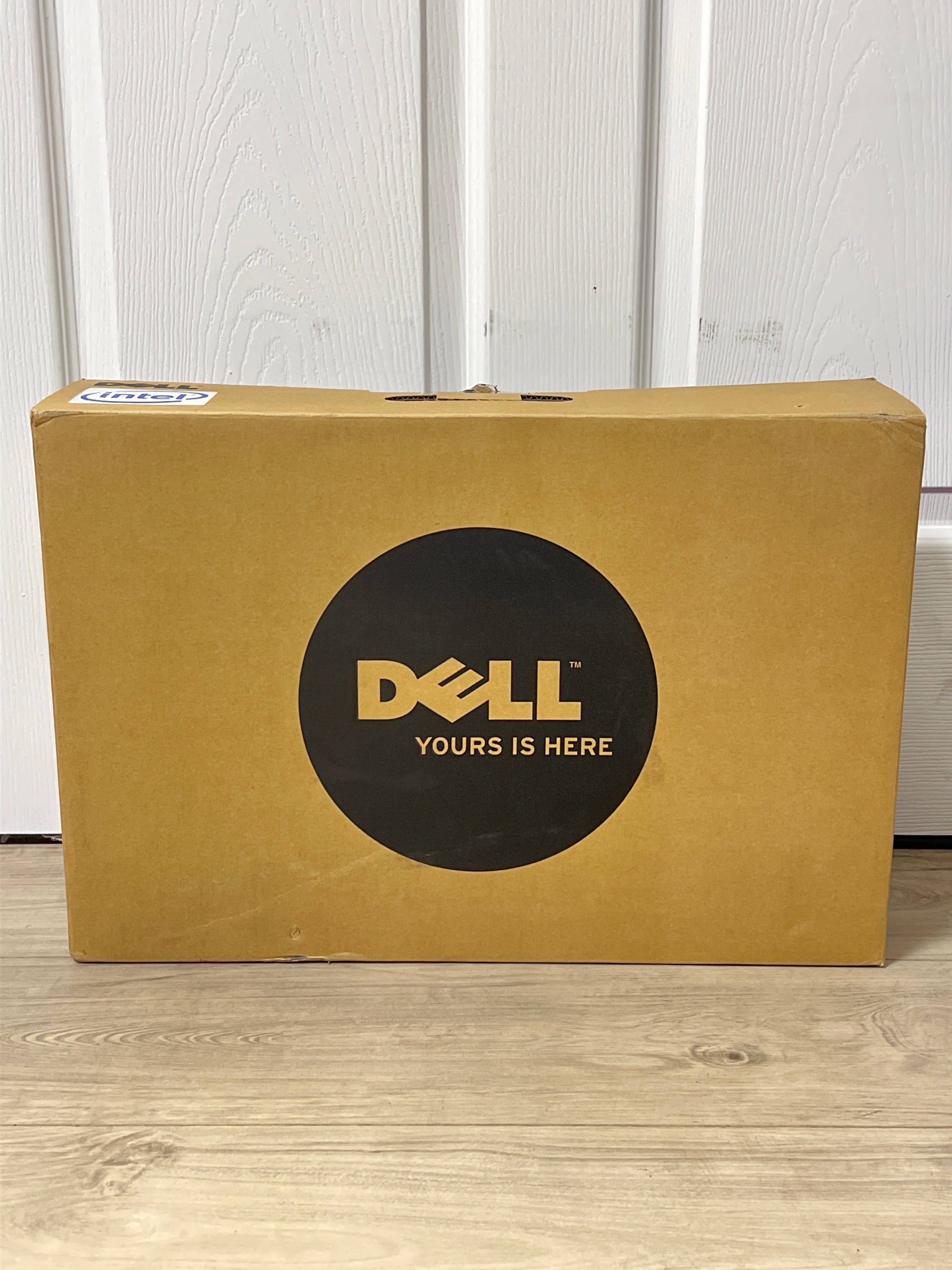 Dell Vostro 1720 2 Duo T9550 4GB RAM 160GB HD - For Parts (Bad Battery)