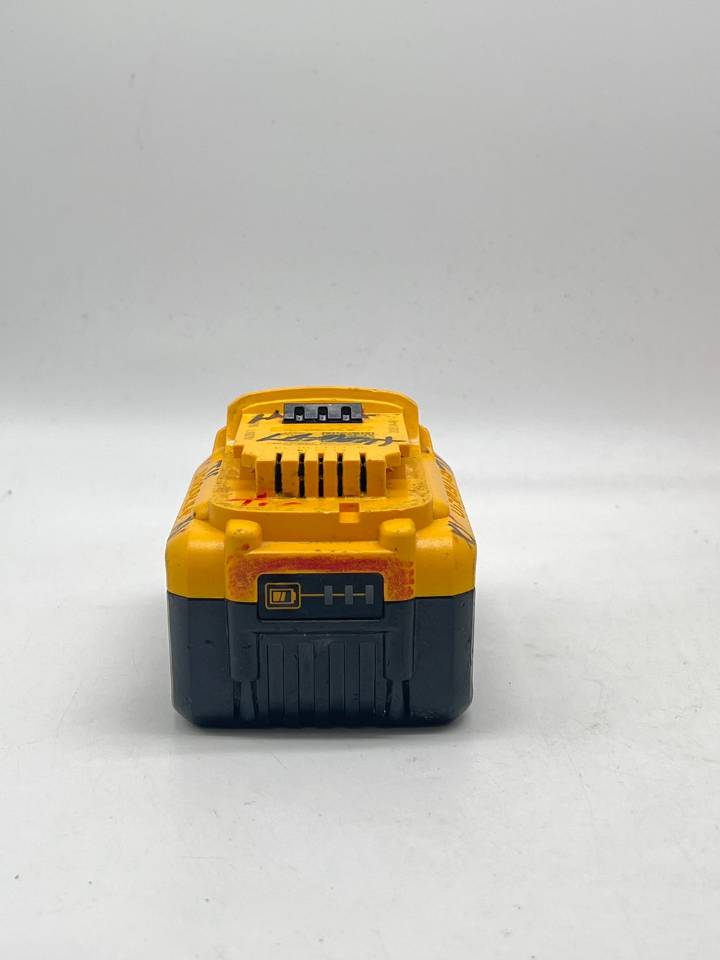 DeWalt DCB208 20V MAX XR 8Ah Battery - Used
