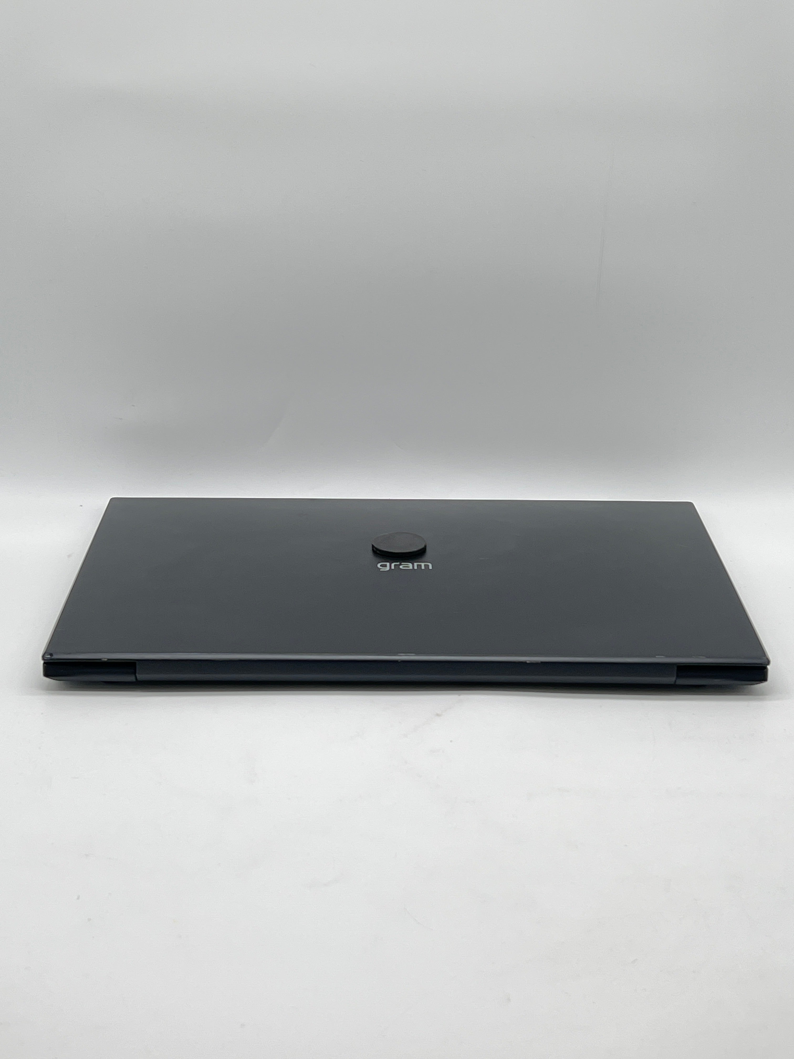 LG Gram 15.6 inch i7-1195G7 16GB RAM 1TB SSD - Used