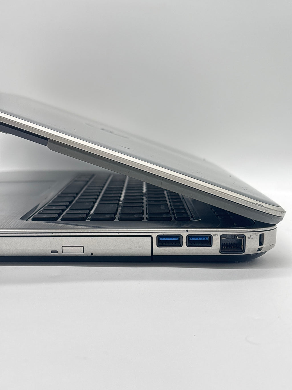 Dell Inspiron 5520 i5-3210m 8GB RAM 1TB HDD - For Parts (Read DESC)