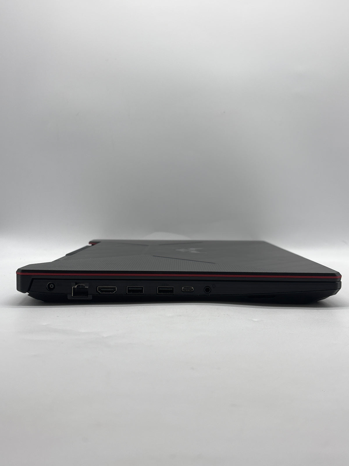 ASUS FX506L 15.6" Core i5-10300H 8GB RAM 512GB SSD GTX 1650 Black - Used