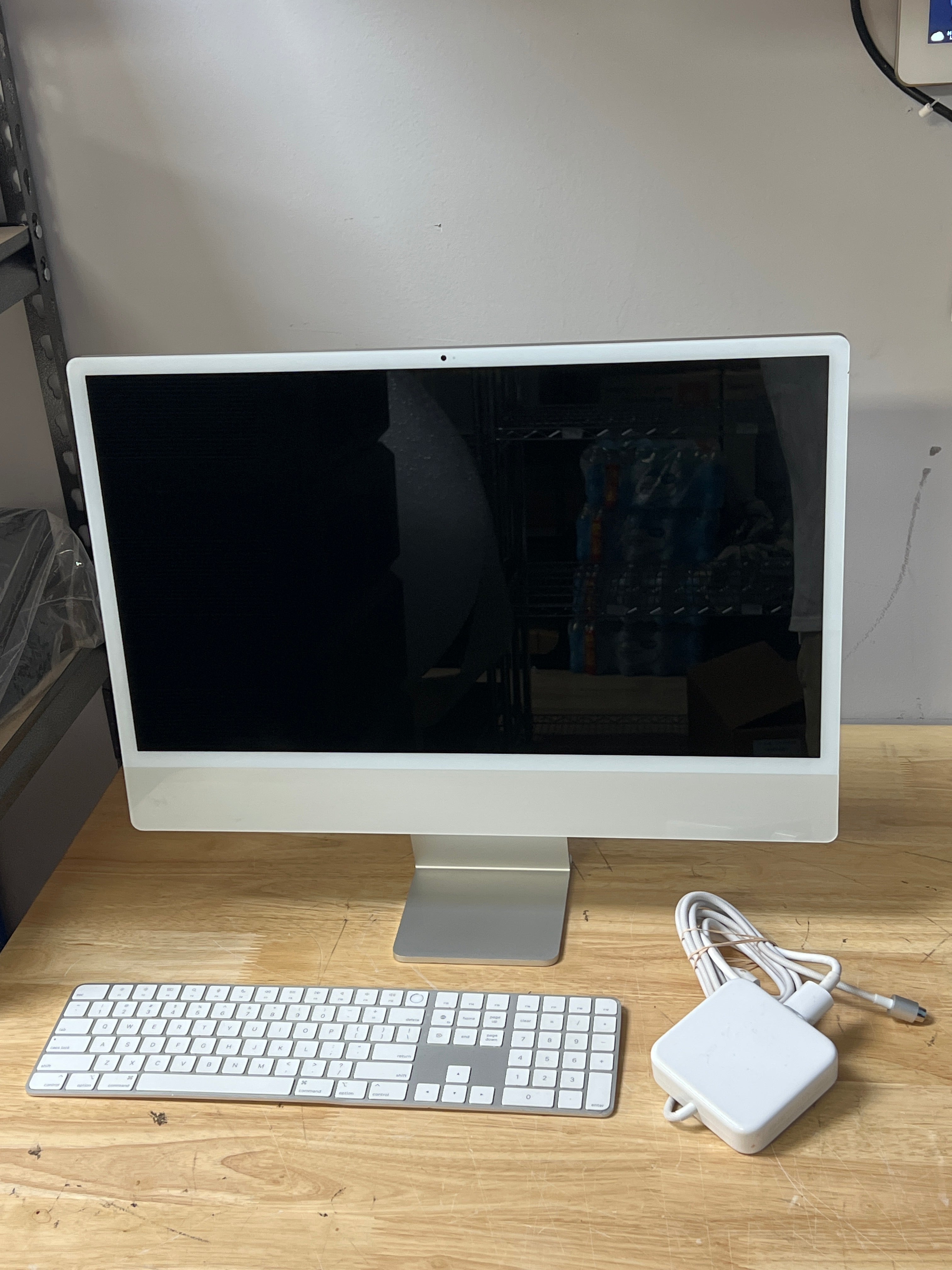 Apple iMac 24" M1 8GB RAM 512GB SSD  - Remotely Managed