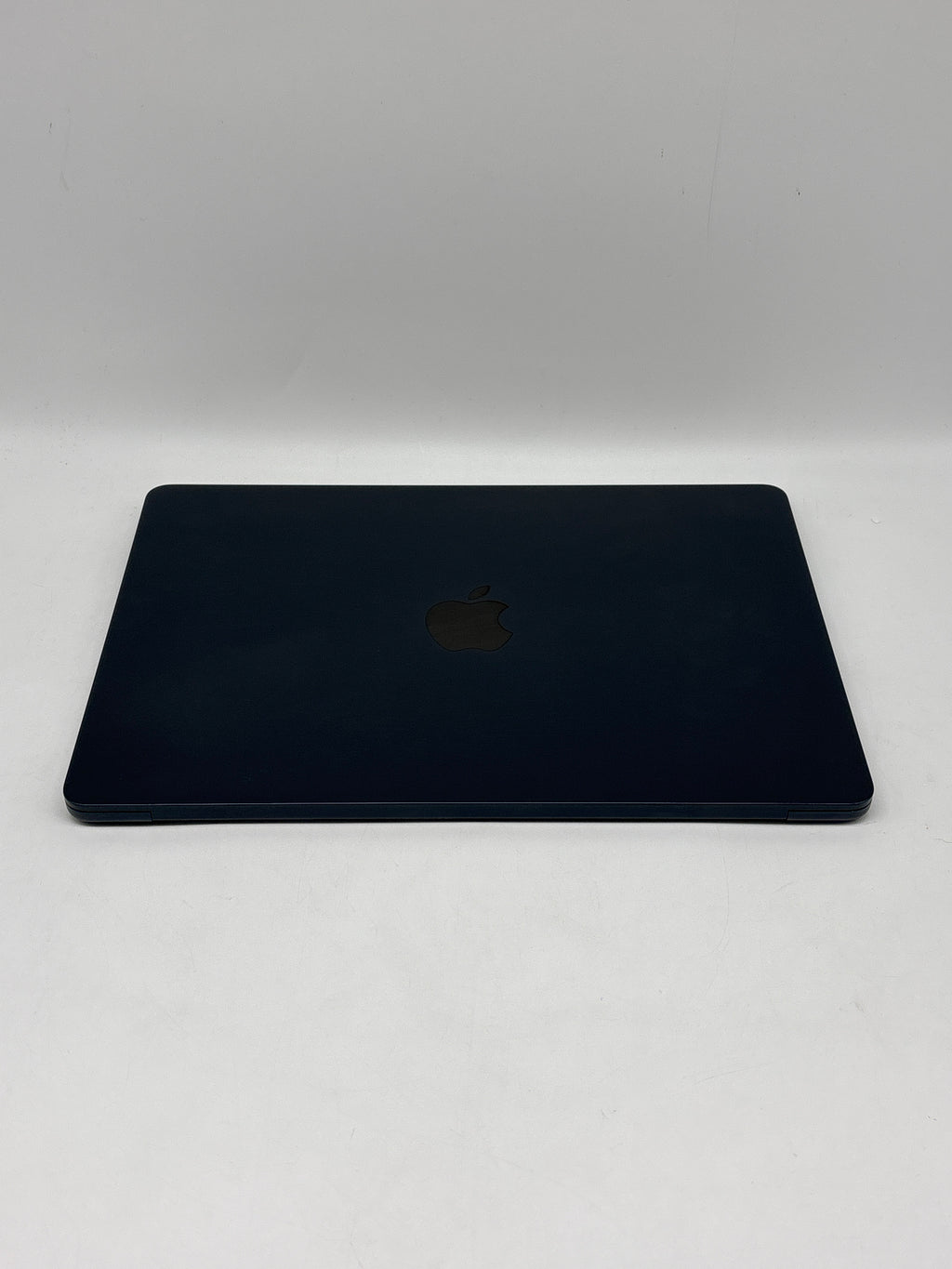 Apple MacBook Air 13" M4 A3240 16GB RAM 256GB SSD - Used with Box