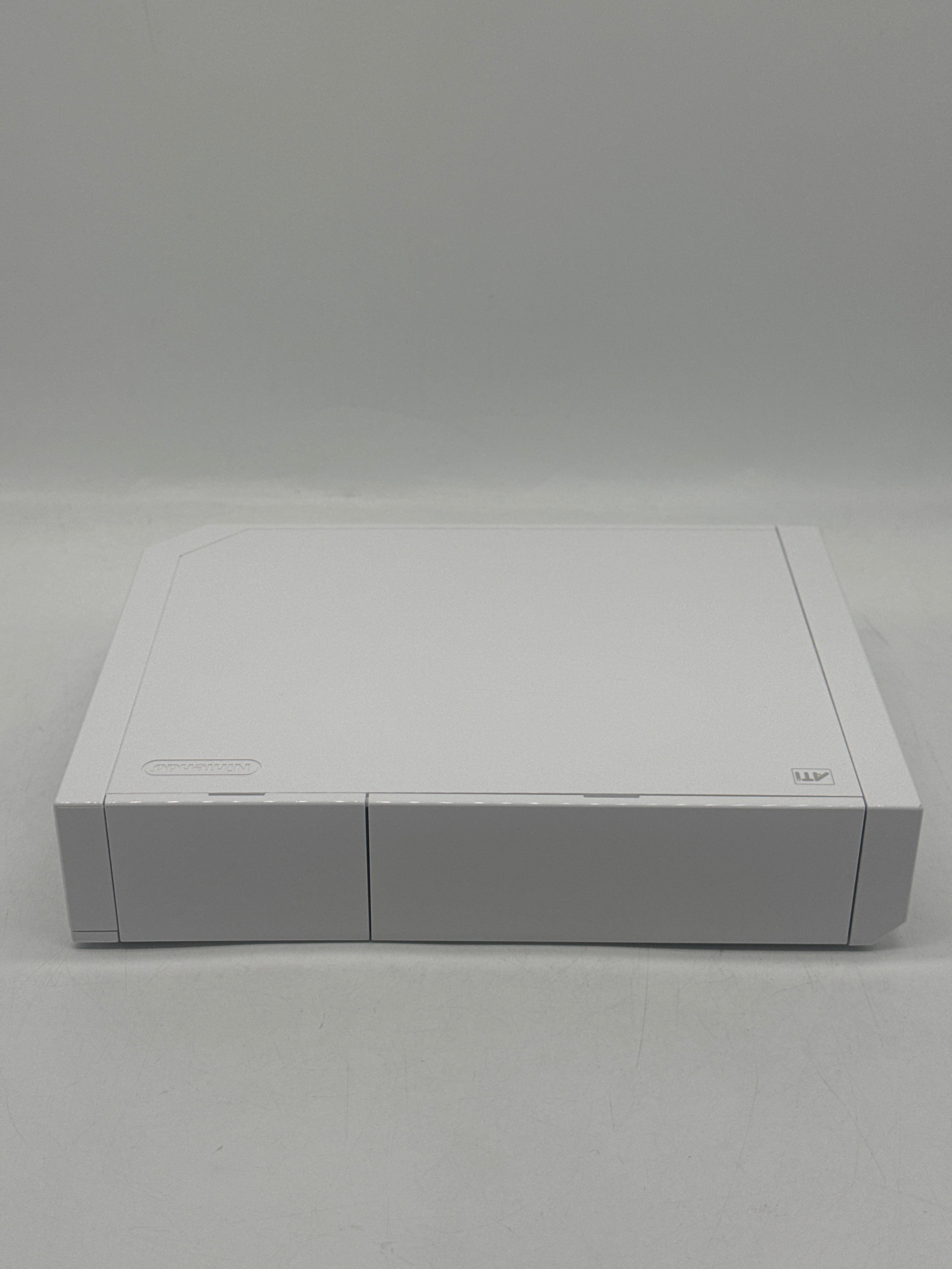 Nintendo Wii RVL-001 White Console with Sensor Bar - Used