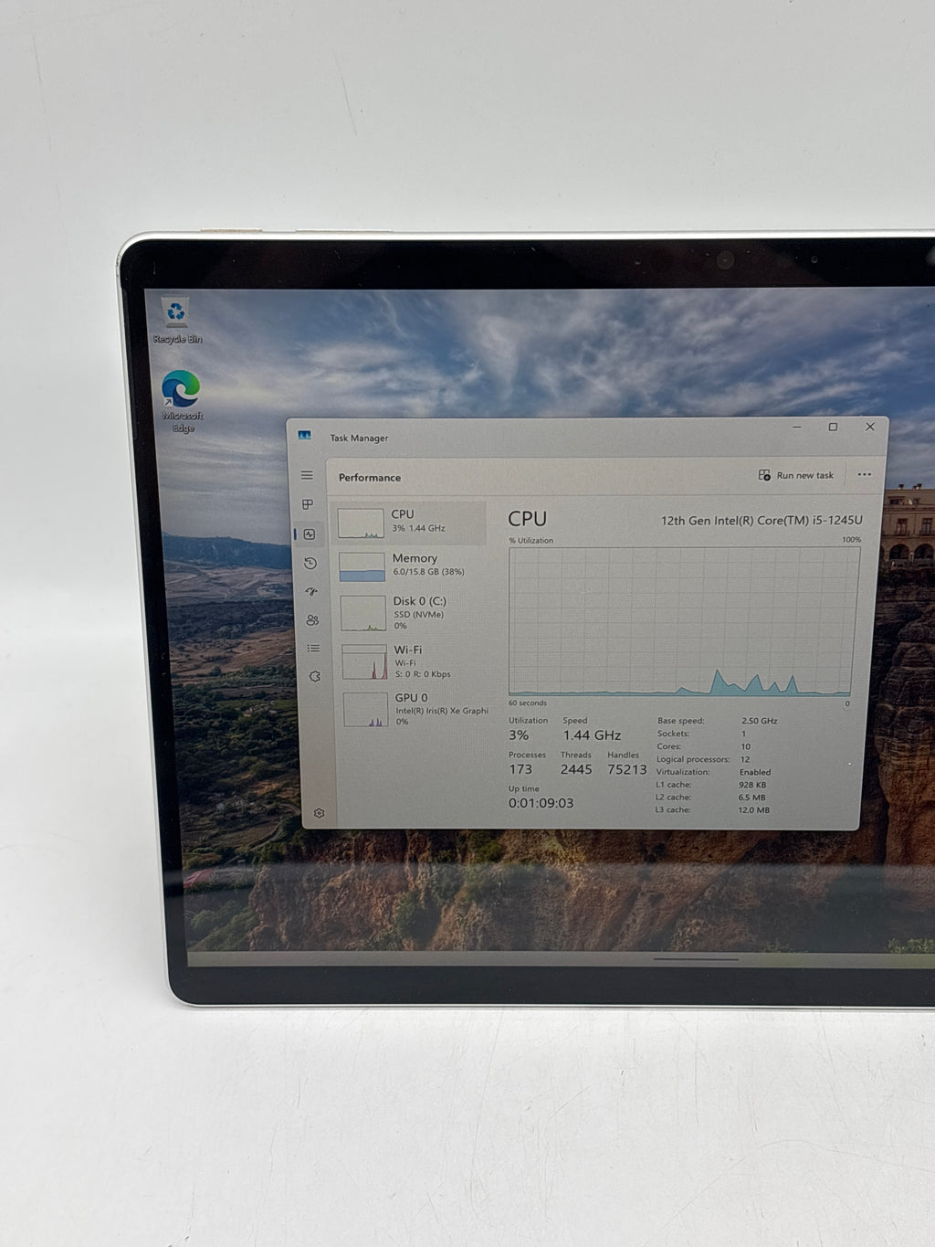 Microsoft Surface Pro 9 2038 i5-1245U 16GB RAM 256GB SSD - For Parts (Read DESC)