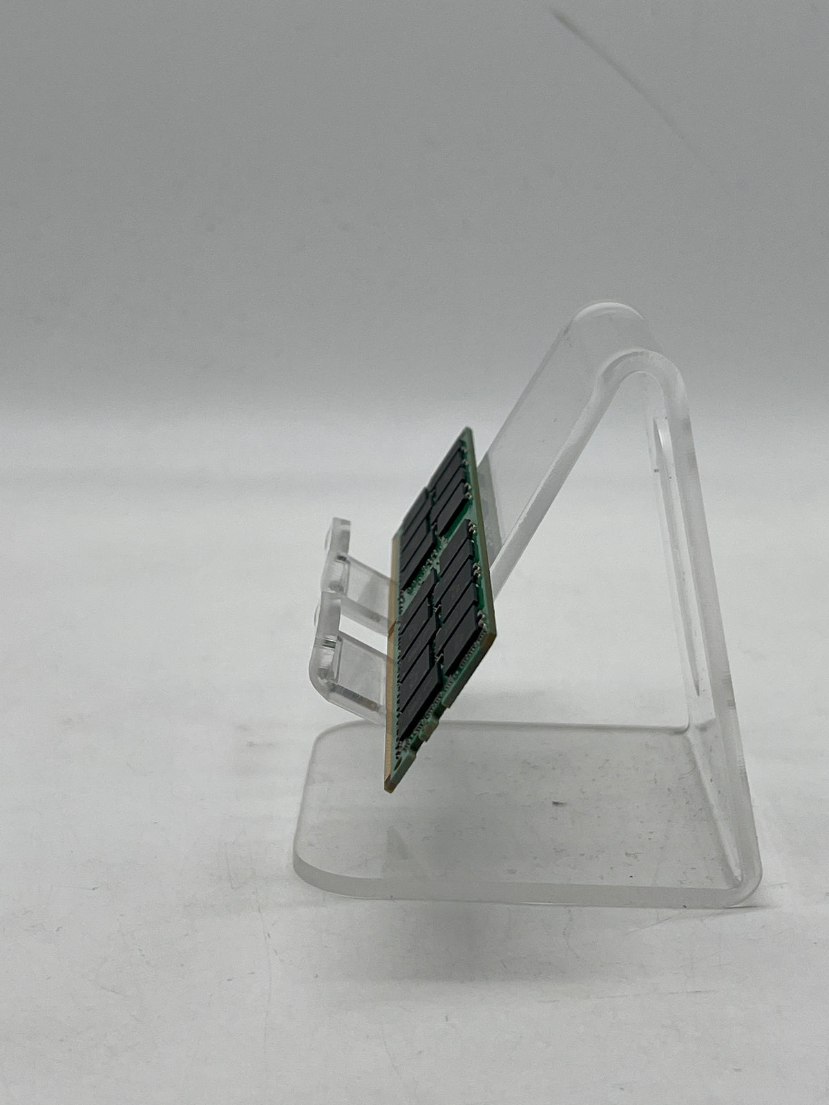 Micron 16GB PC4-2133P-RB0-10 DDR4 ECC RDIMM Server Memory - Used