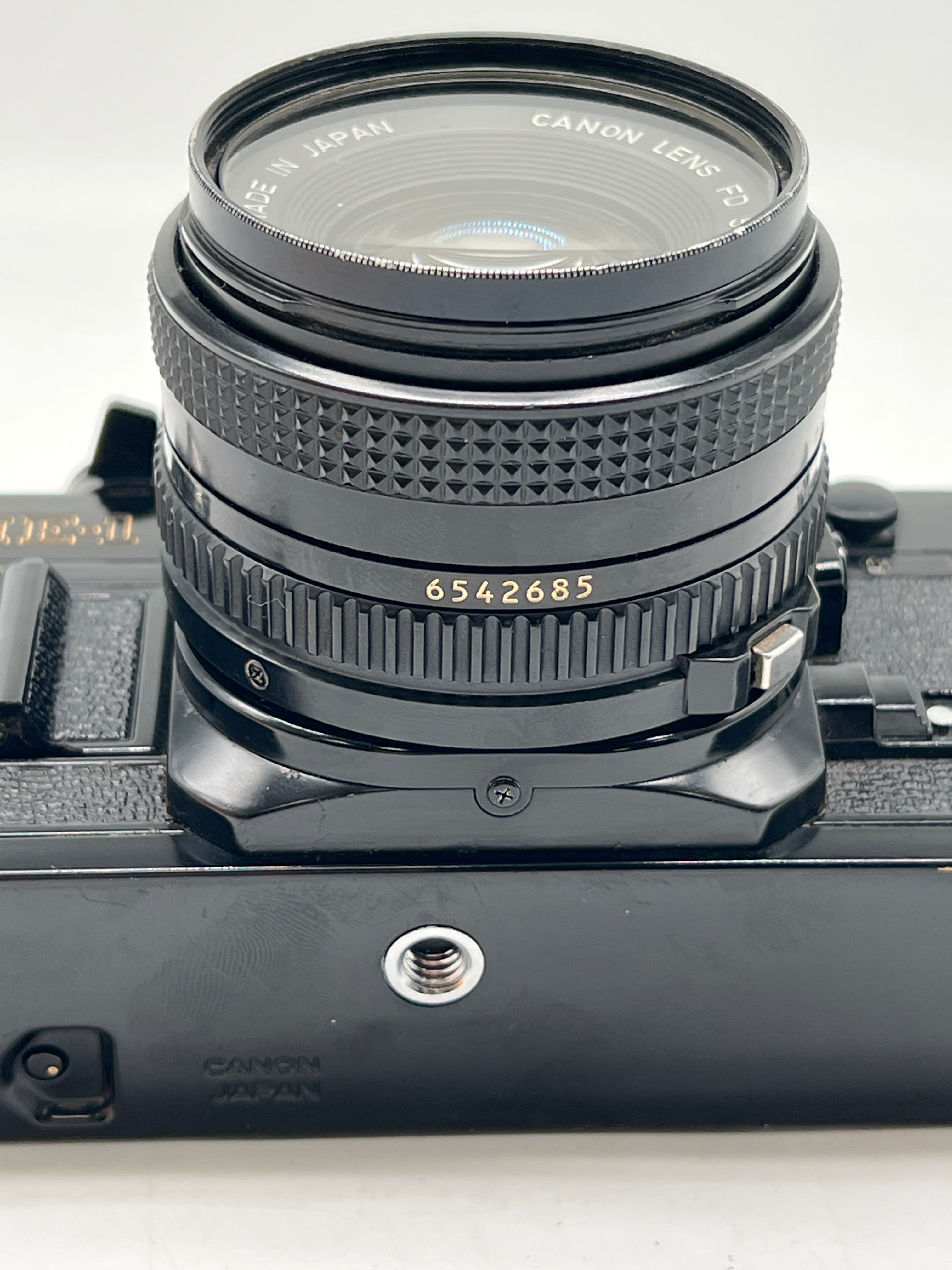 Canon AE-1 Black SLR Camera 35mm W/50mm f/1.8 FD Lens