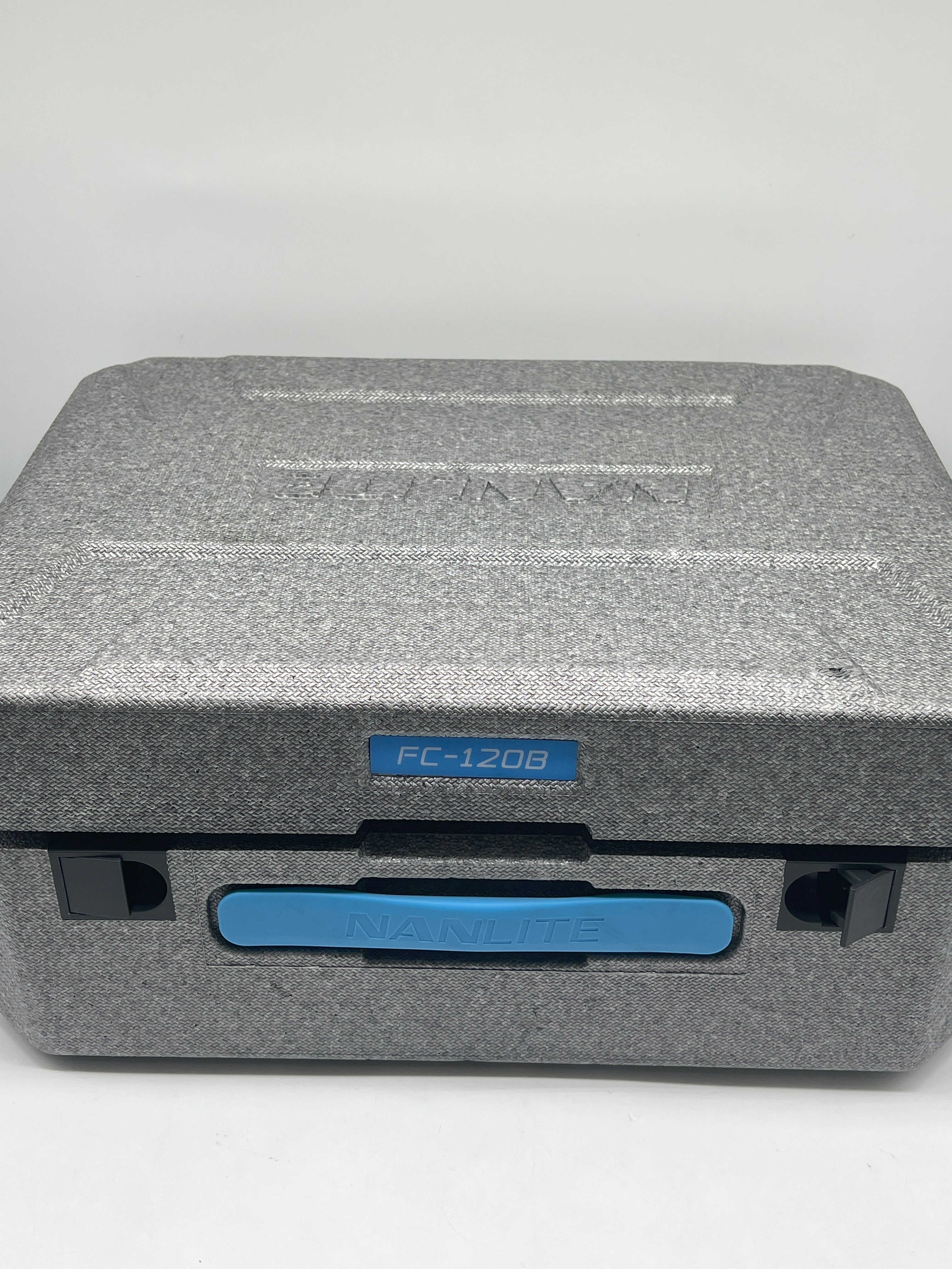 Nanlite FC-120B Compact COB LED Video Light - Used With Box