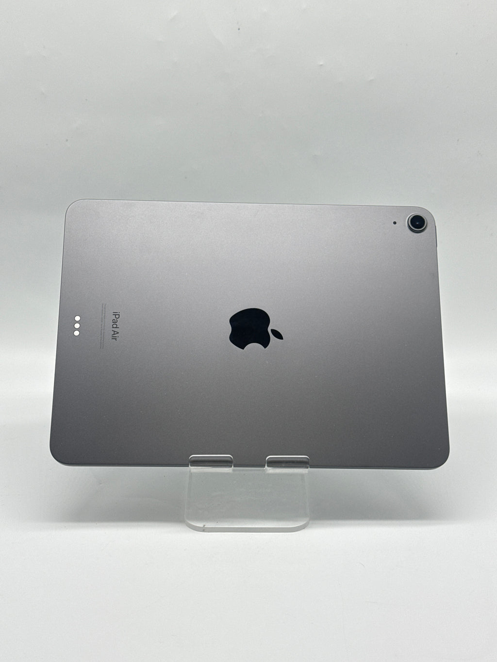 Apple iPad Air 5th Gen A2588 64GB Wi-Fi Space Gray M1 Chip - Used