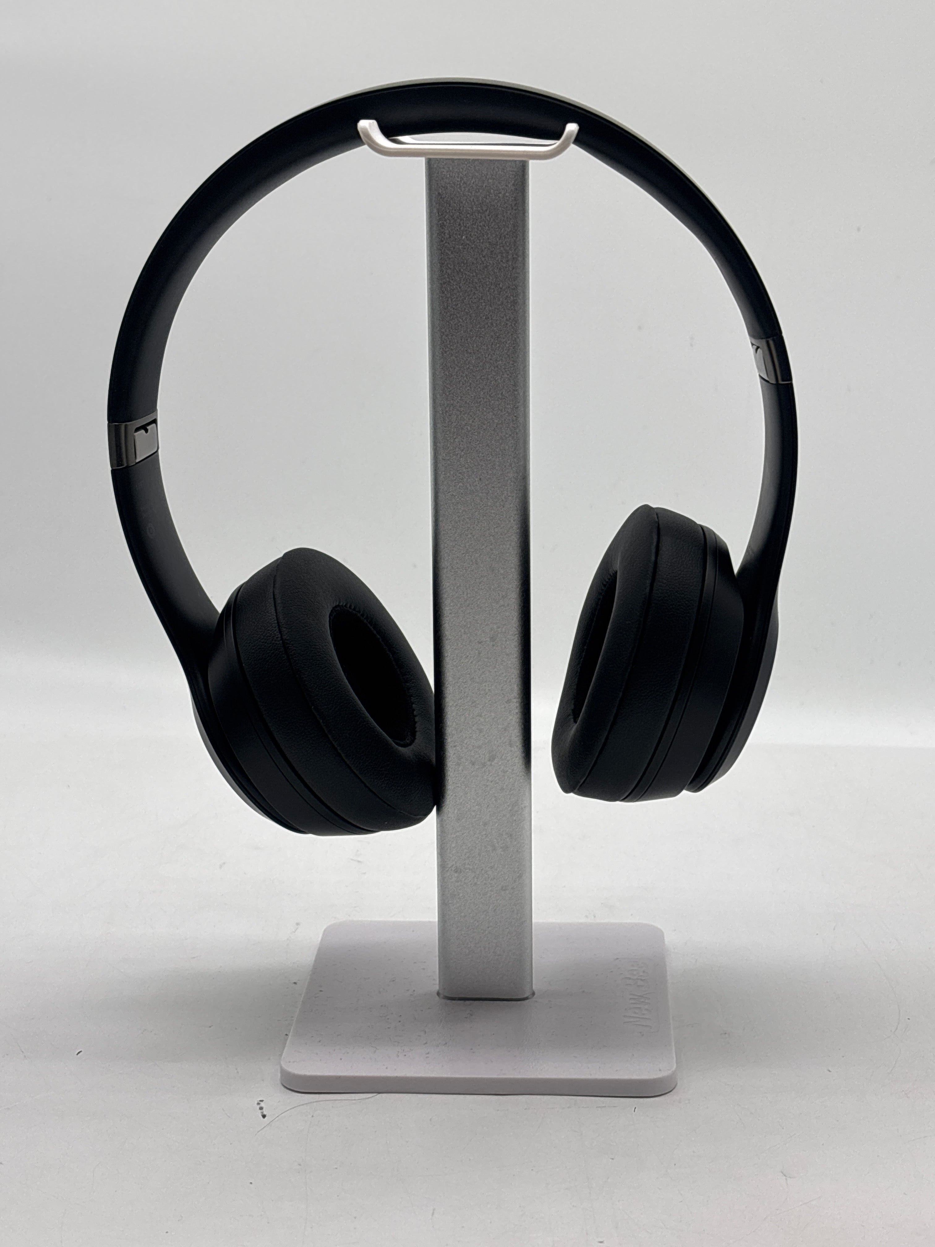 Beats Solo 4 A3140 Wireless Bluetooth On-Ear Headphones Black