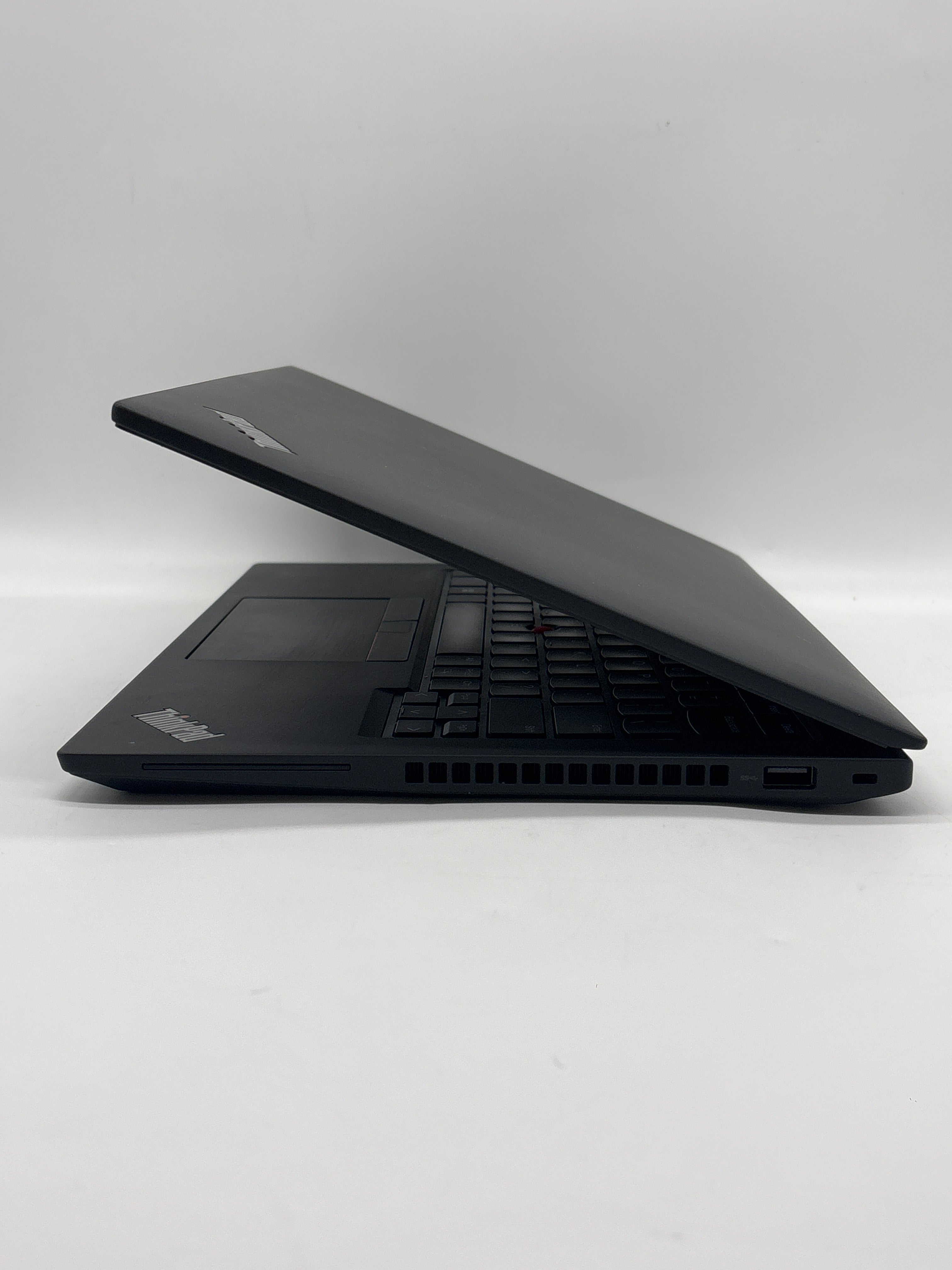 Lenovo ThinkPad T14 Gen 3 Ryzen 7 Pro 6850U 16GB RAM 512GB SSD Used