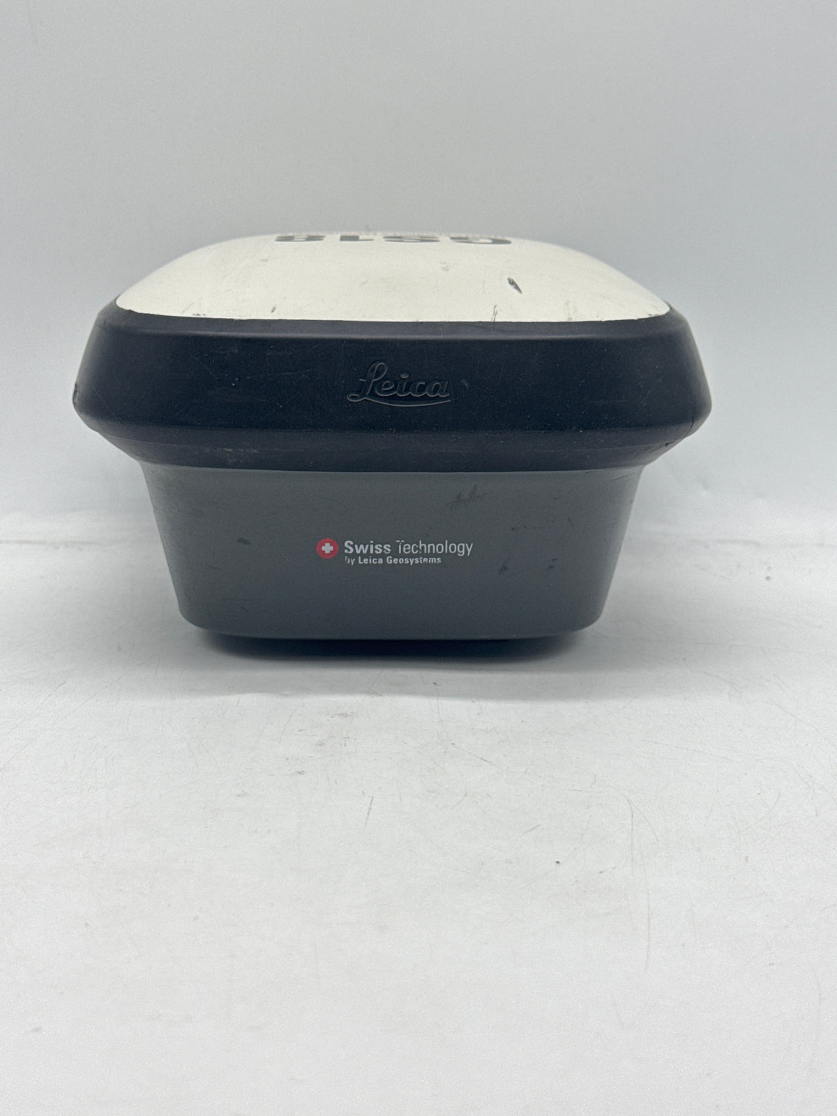 Leica GS18 GNSS Multi-Frequency Smart Antenna Receiver 555 Channel - Used