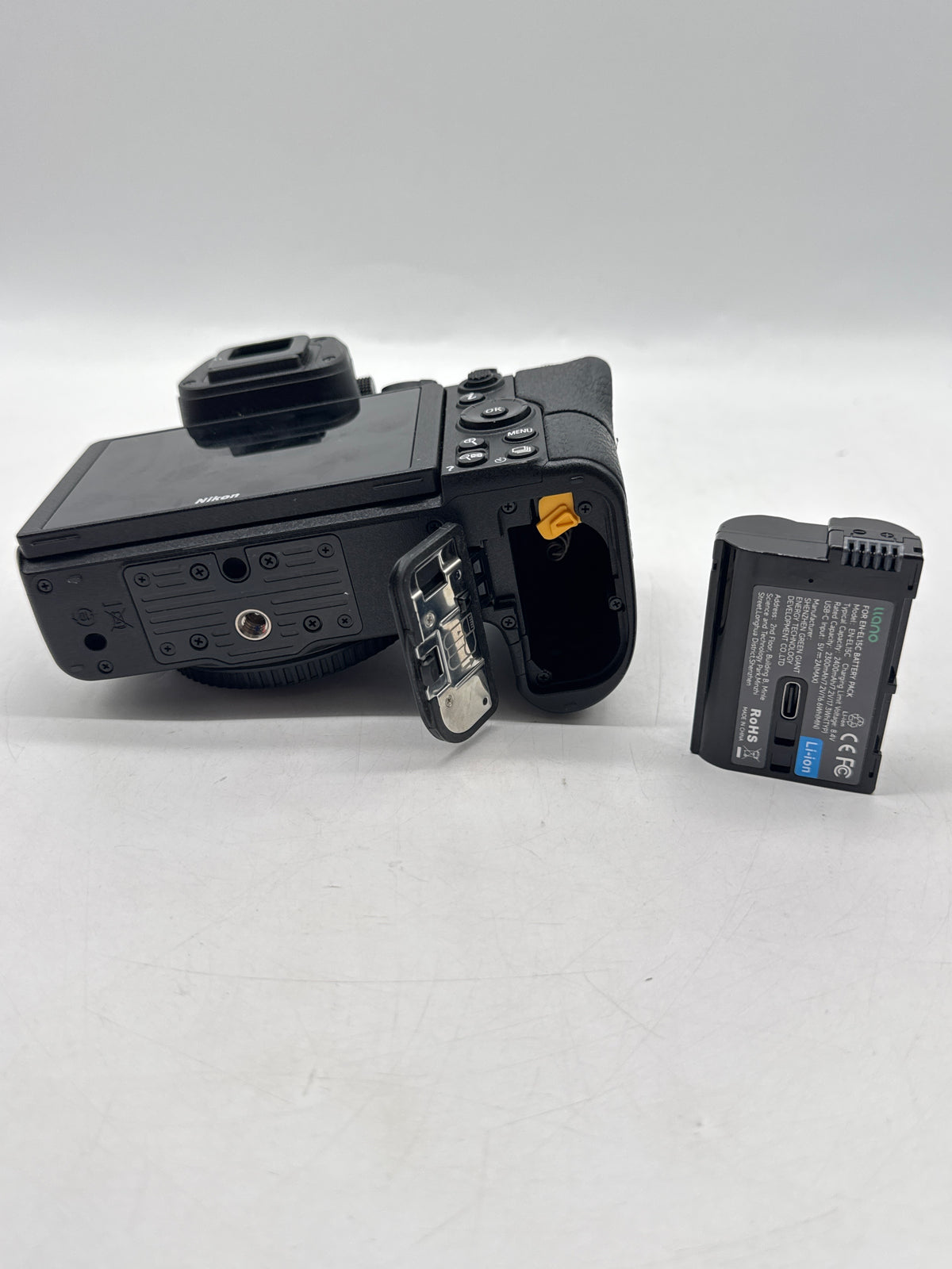 Nikon Z7 45.7MP Mirrorless Digital Camera Body Only Black - Used
