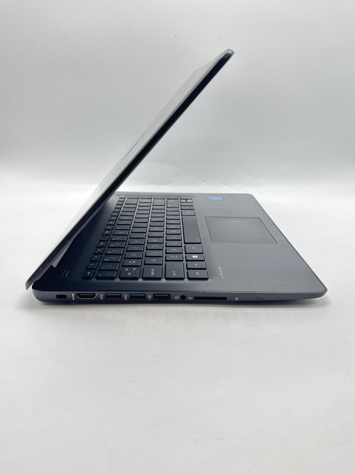 HP Stream 14-cb1614wm 14" Intel Celeron N4000 4GB RAM 32GB SD Black - Used