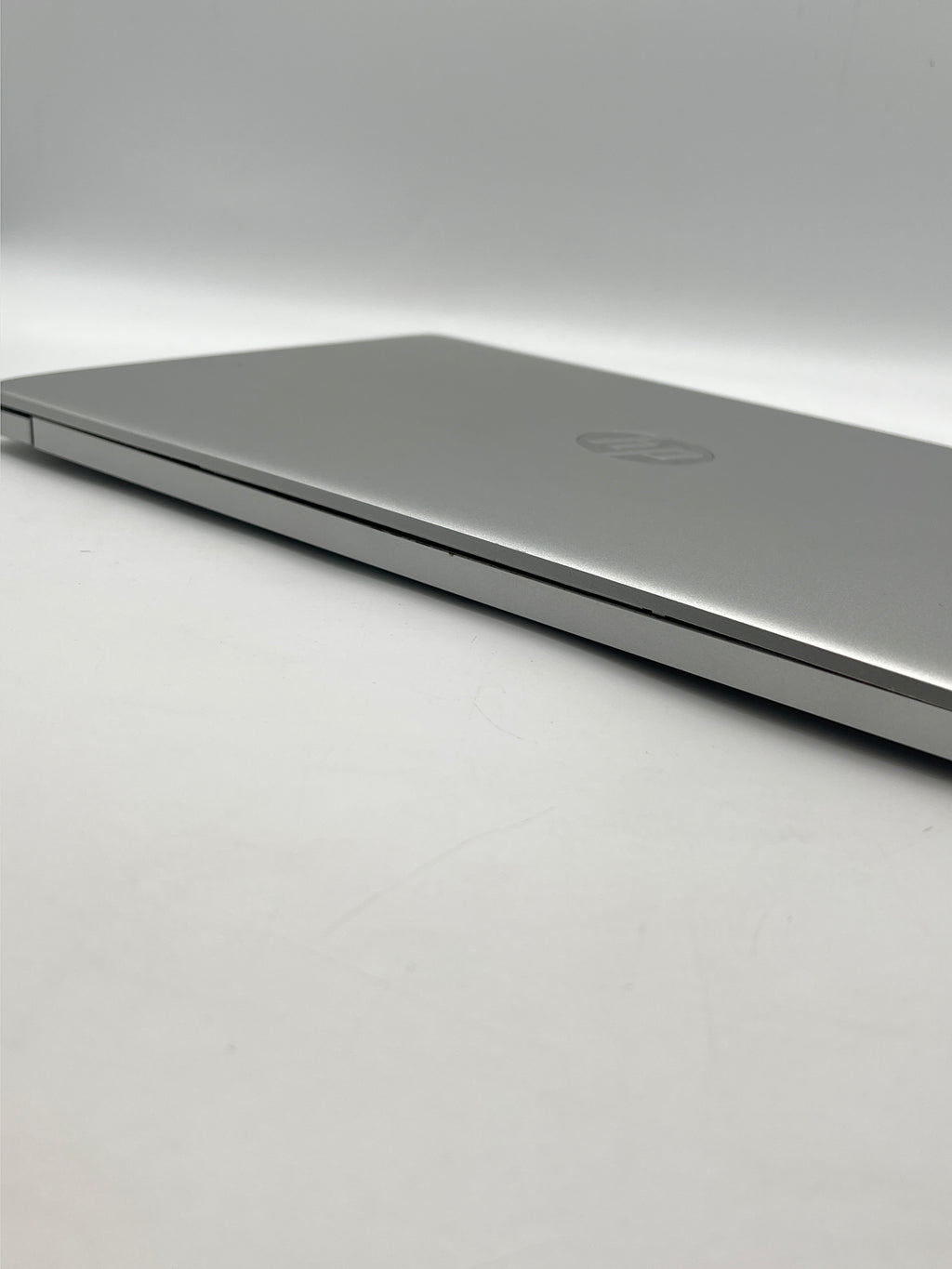 HP Laptop 15 dy2xxx i5-1135G7 8GB RAM 256GB SSD - Used