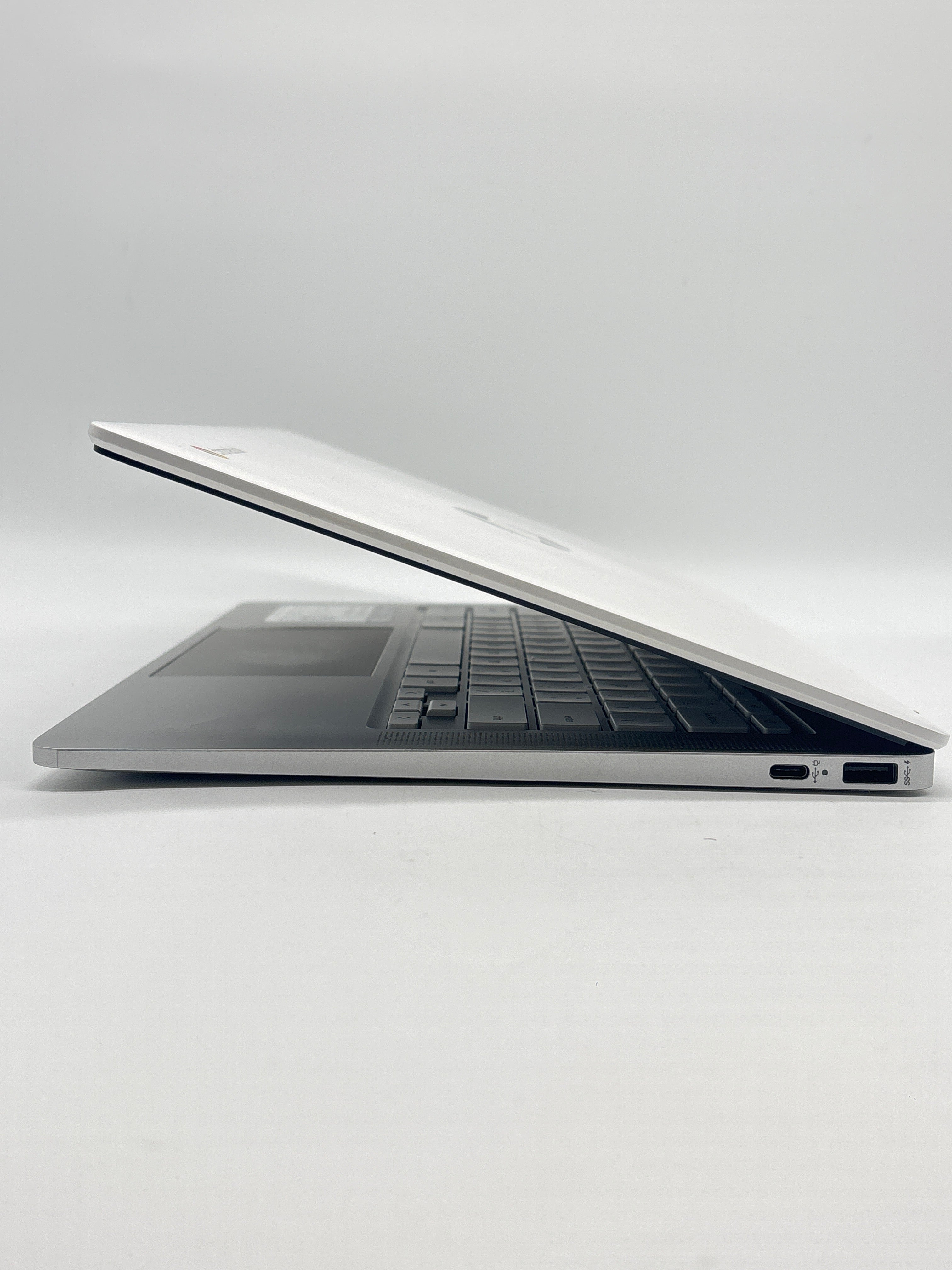 HP Chromebook 14A-ND0040NR AMD 3015CE 4GB RAM 32GB eMMC