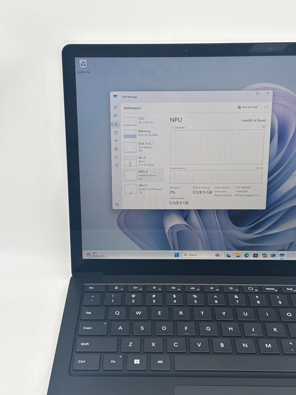 Microsoft Surface Laptop 6 Business Ultra 7 165H 16GB RAM 256GB SSD
