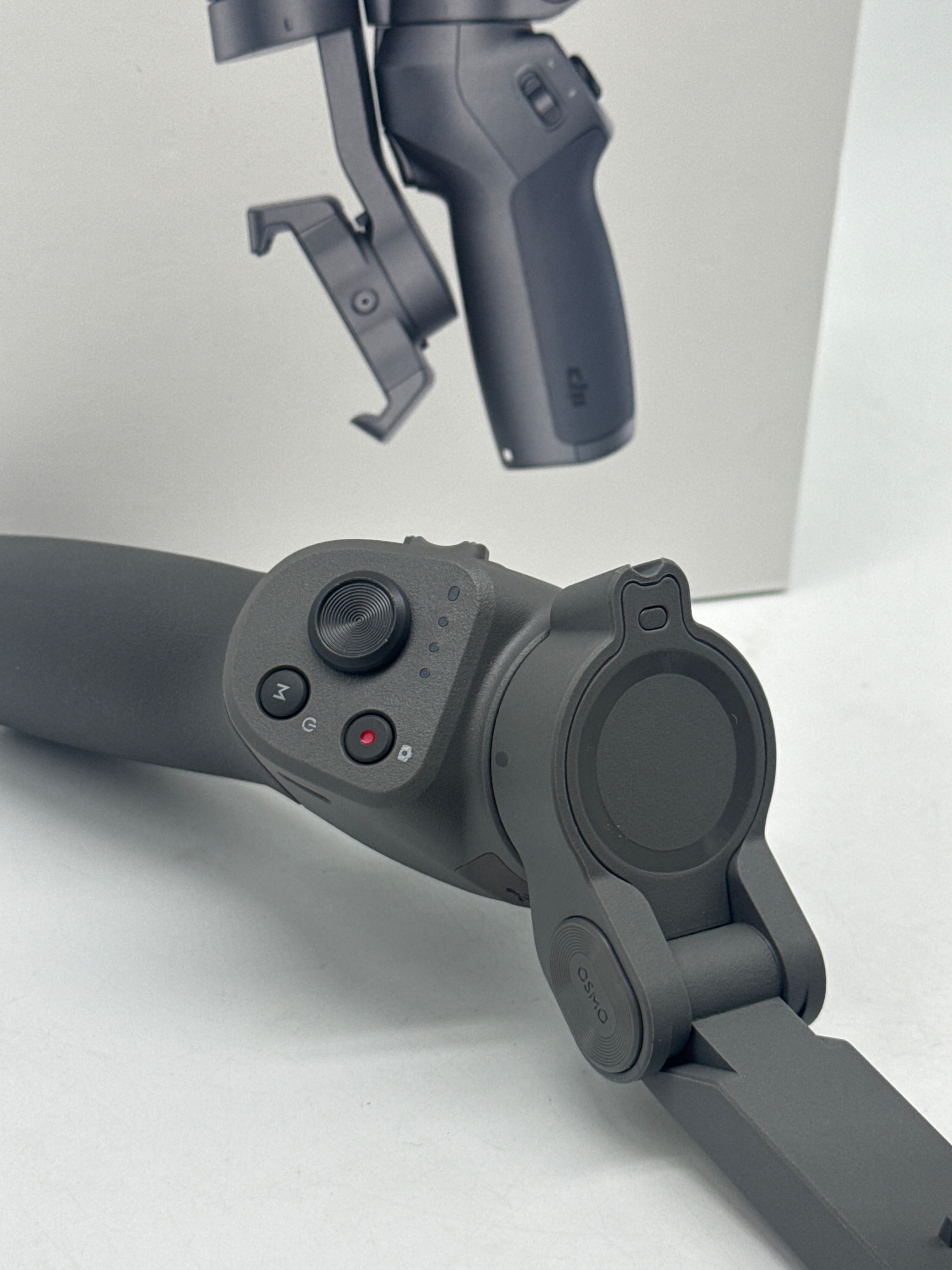 DJI Osmo Mobile 3 Smartphone Gimbal Stabilizer - Open Box Black