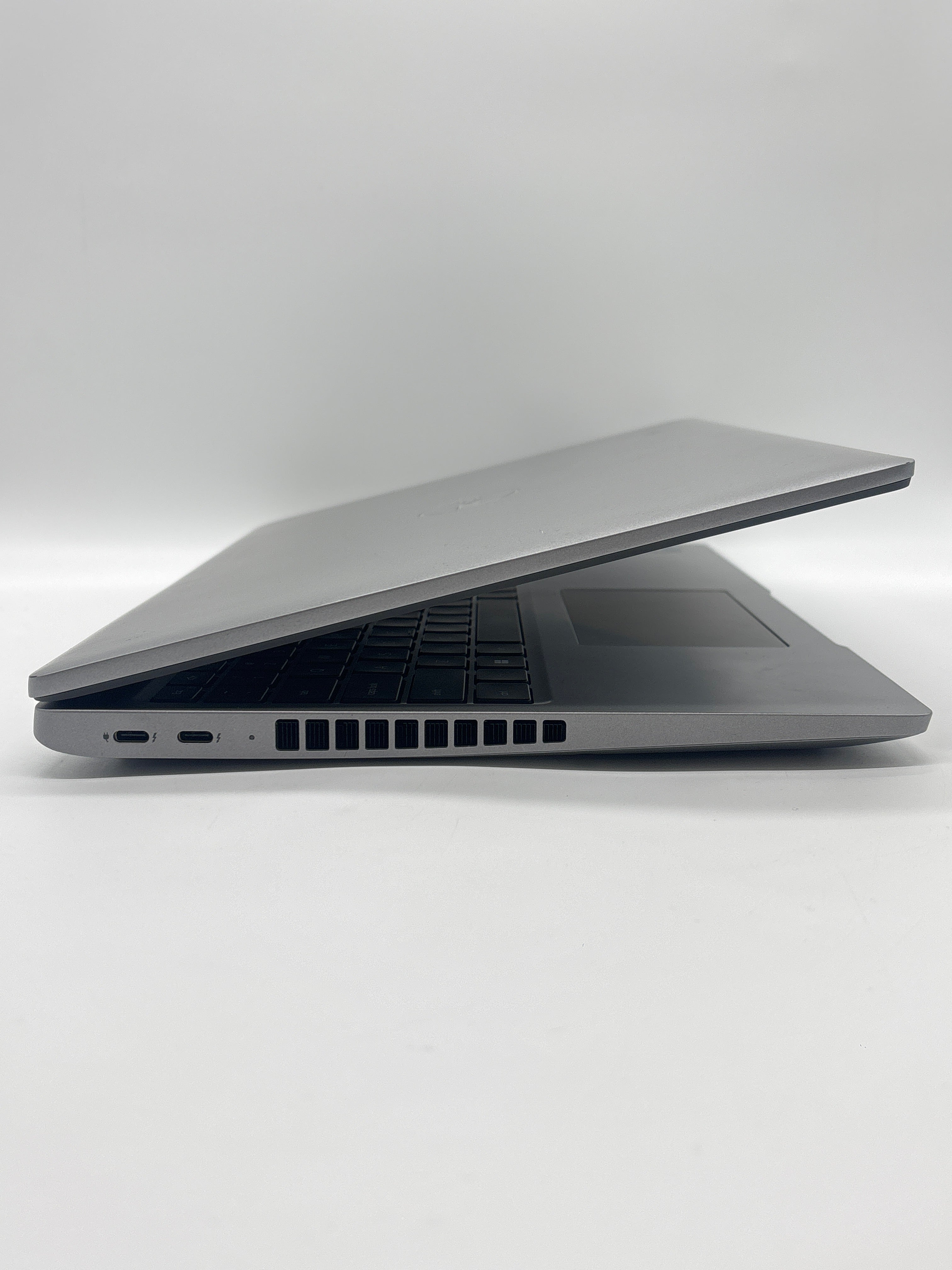 Dell Latitude 5540 i5-1345U 16GB RAM 512GB SSD Gray - Used