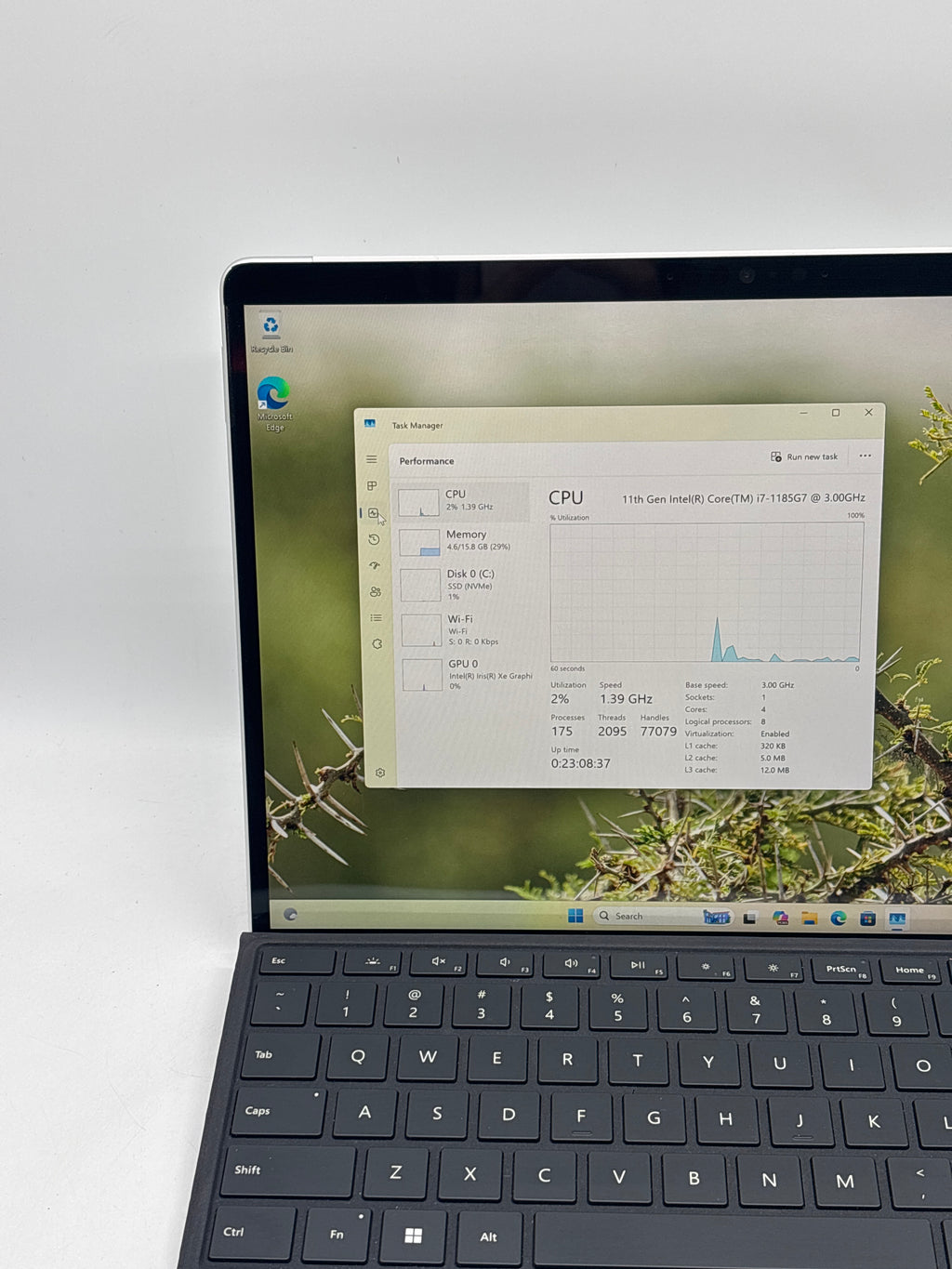 Microsoft Surface Pro 8 i7-1185G7 16GB RAM 512GB SSD