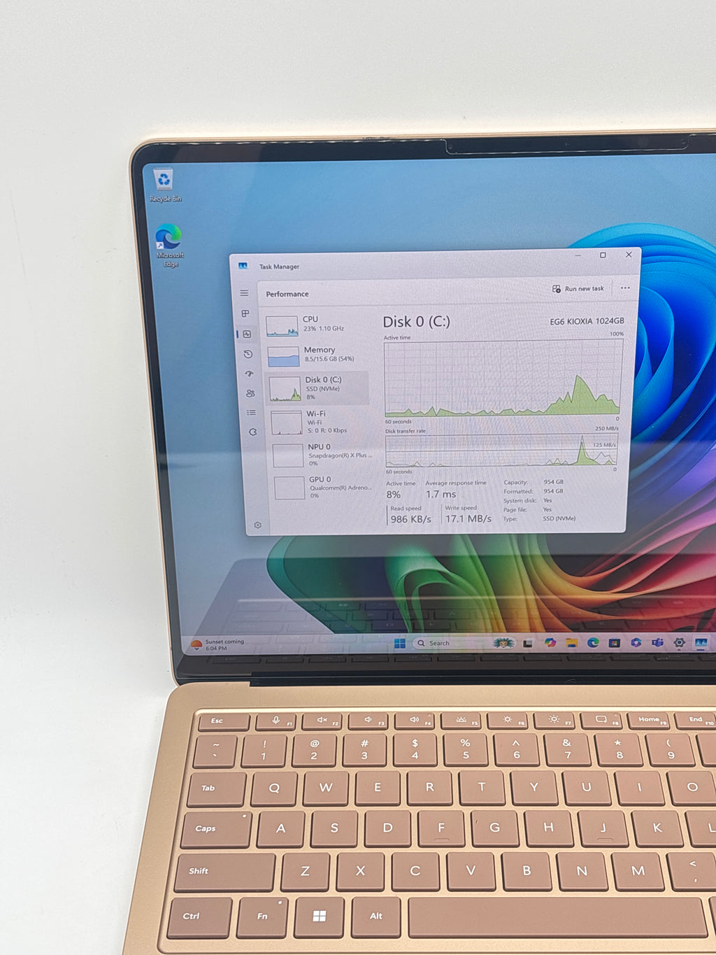 Microsoft Surface Laptop 7 2036 Snapdragon X 16GB RAM 1TB SSD - Used