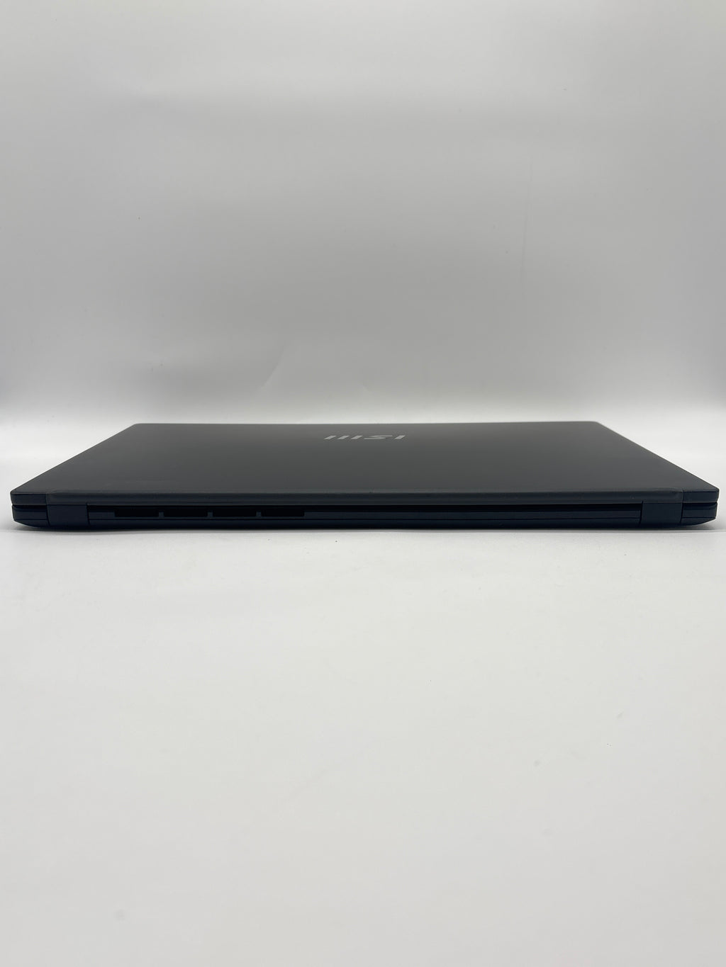 MSI Modern 15 H i9-13900H 32GB RAM 1TB SSD